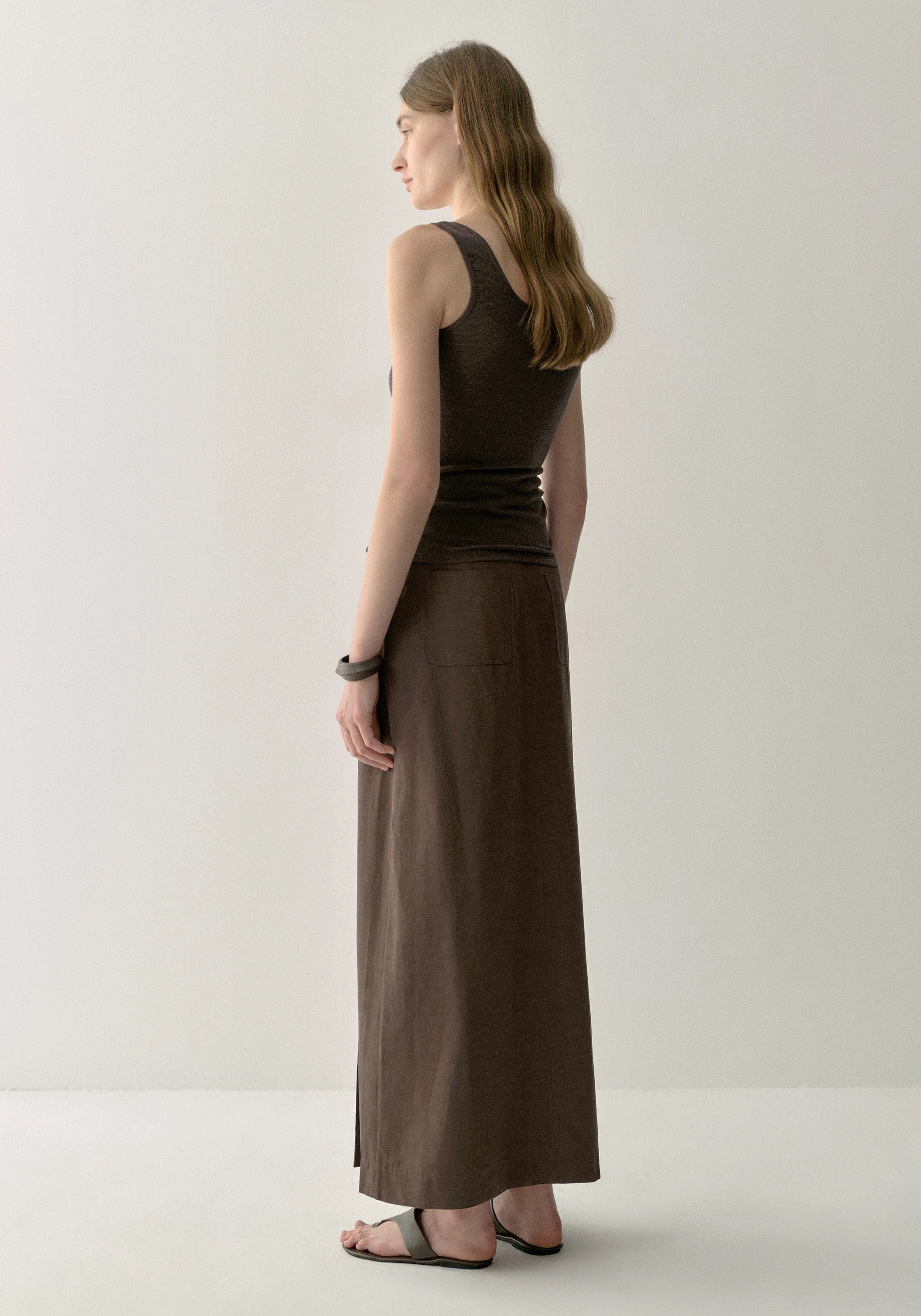 #color_raw umber