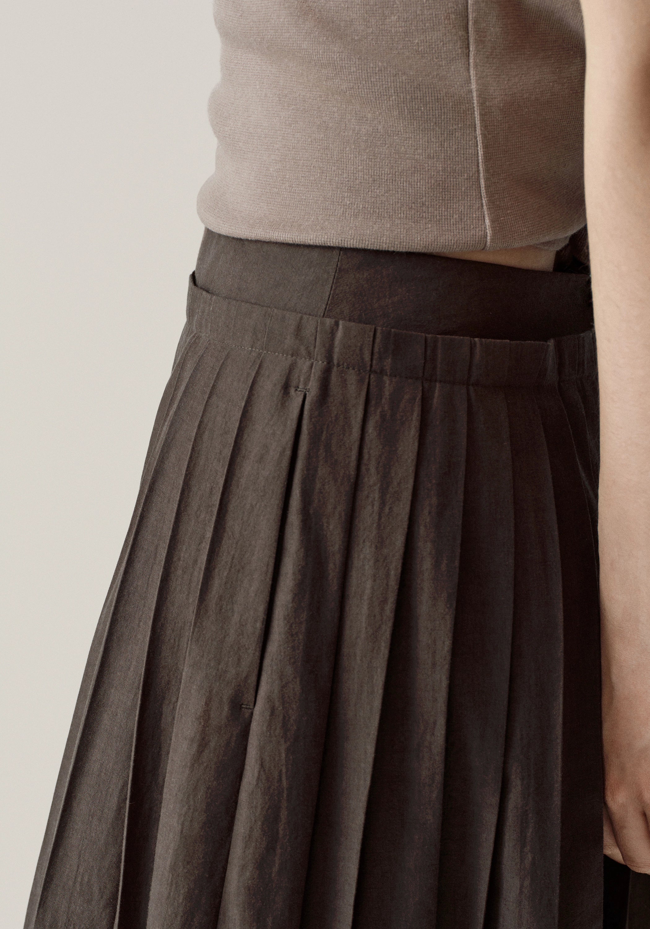 #color_raw umber