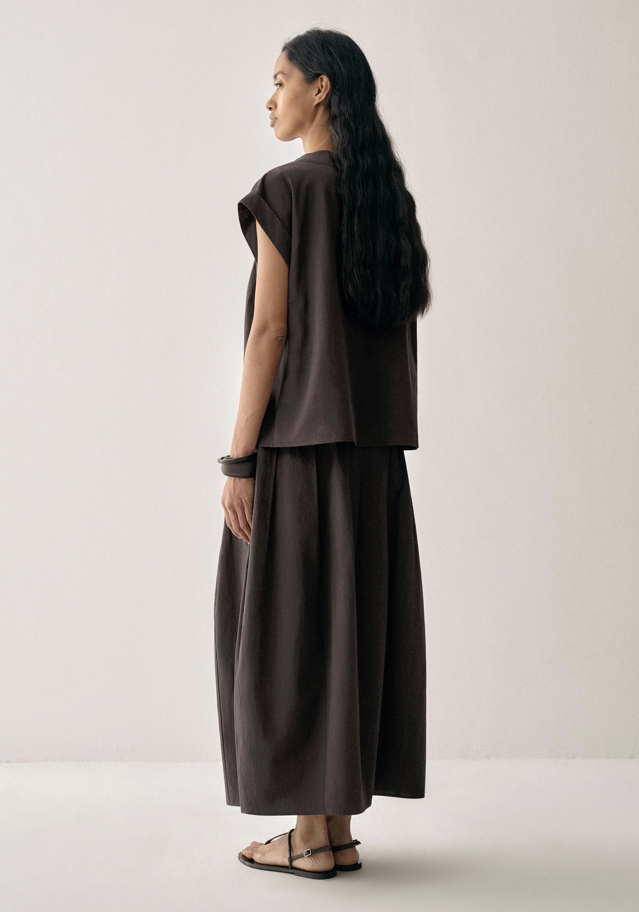 #color_raw umber
