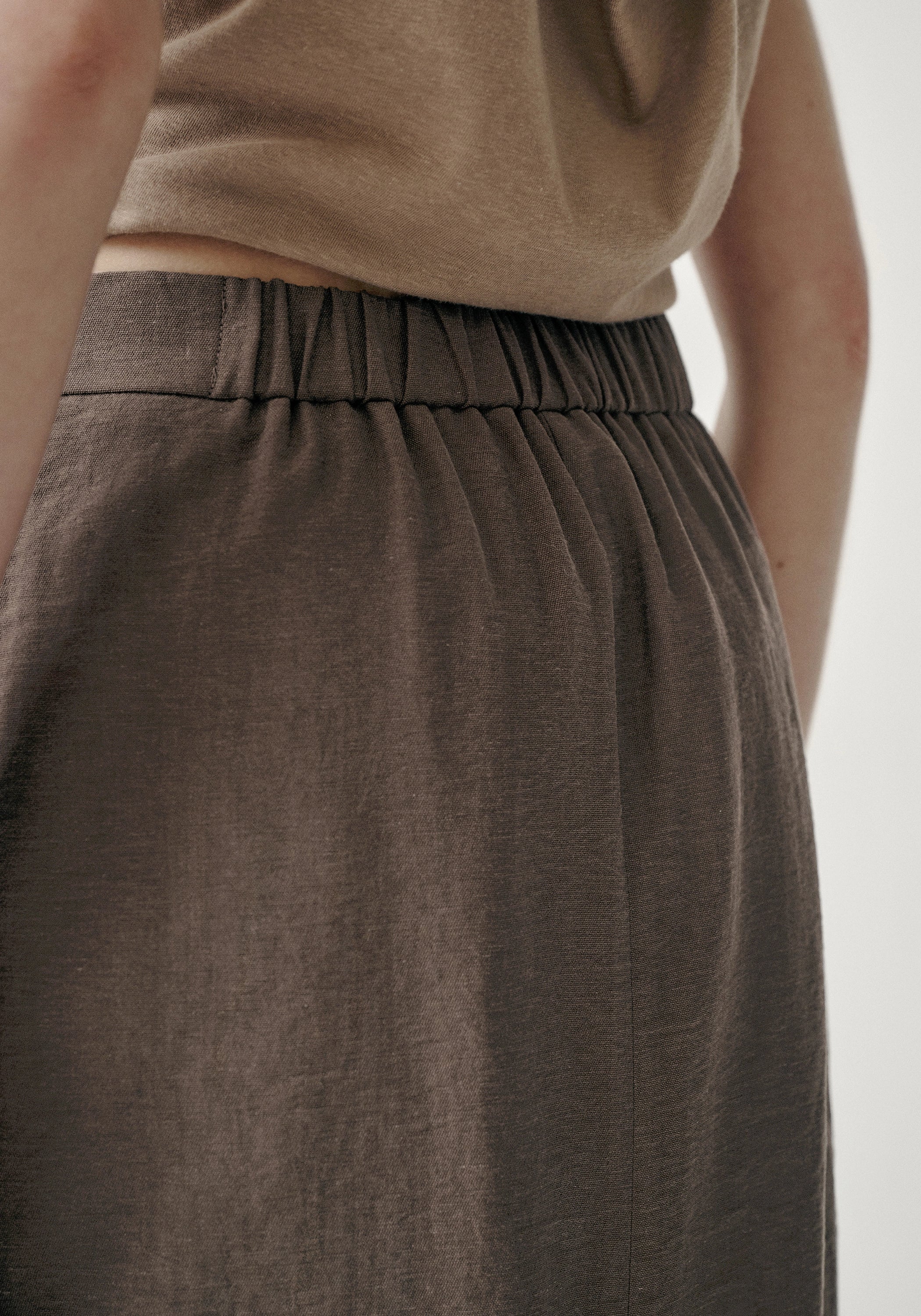 #color_raw umber