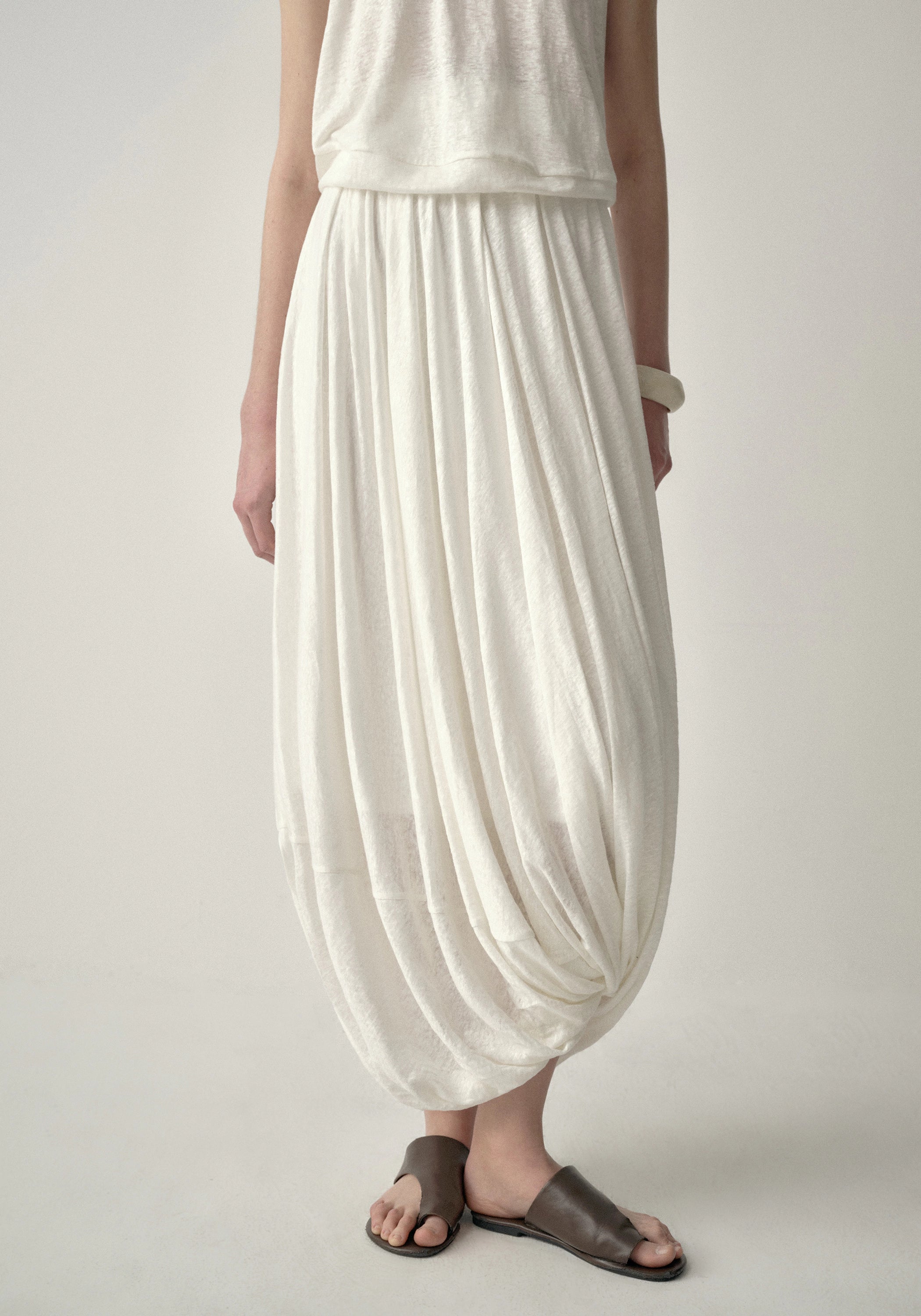 #color_off white