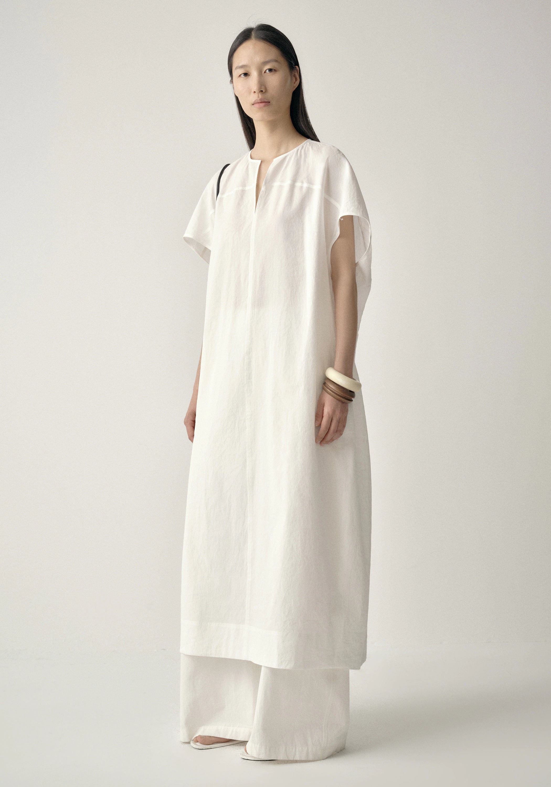 #color_off white