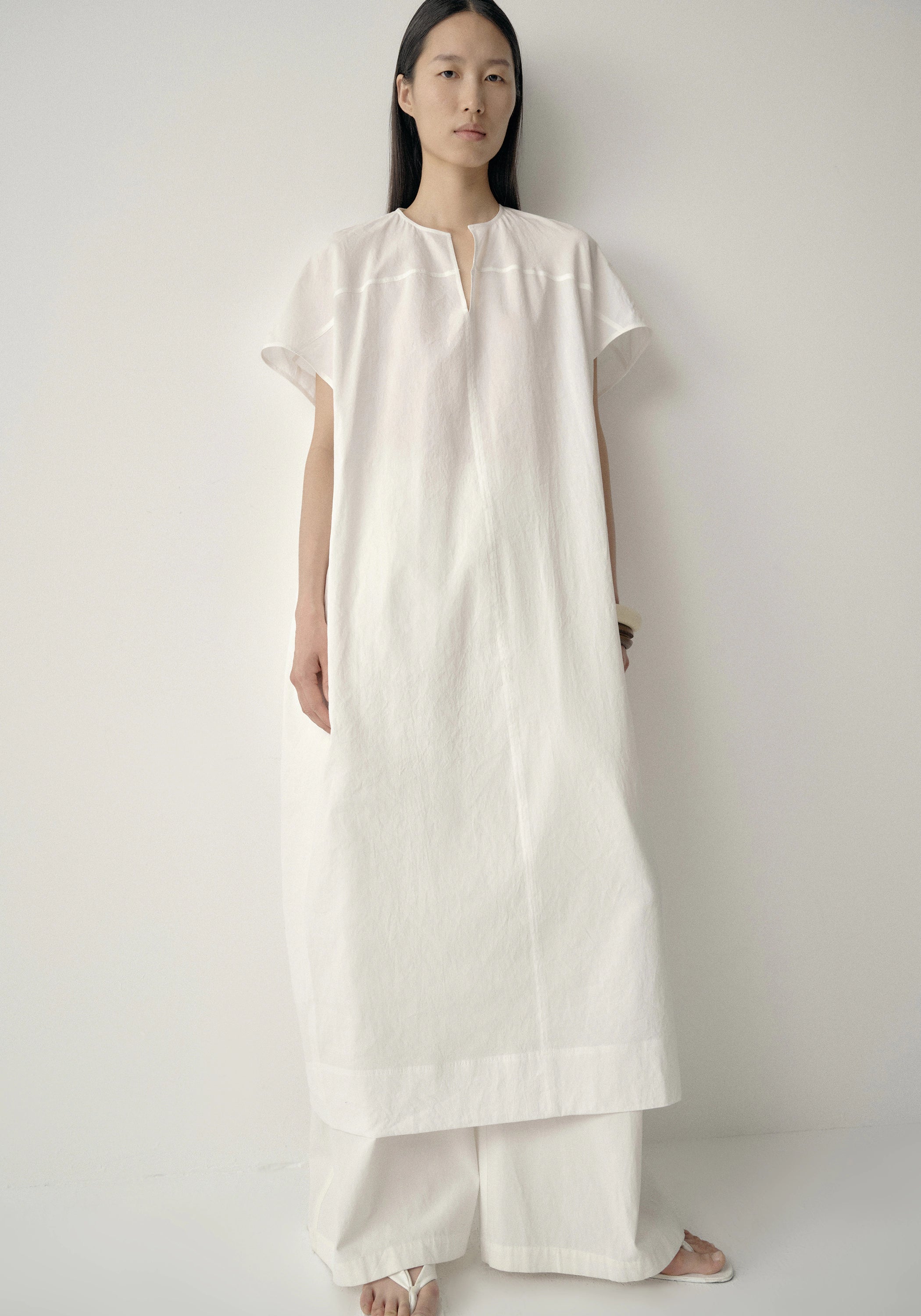 #color_off white