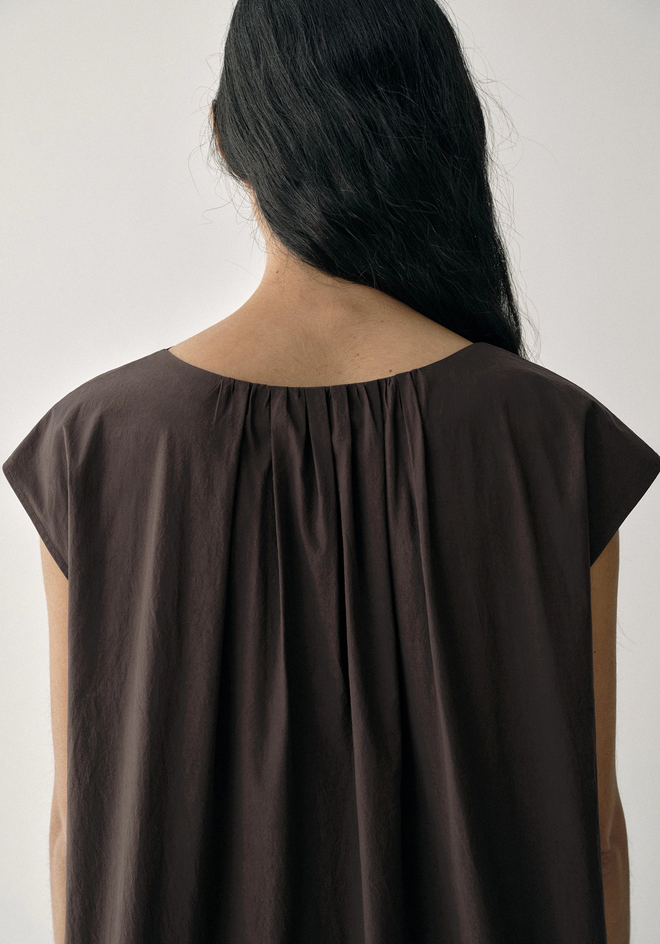 #color_raw umber