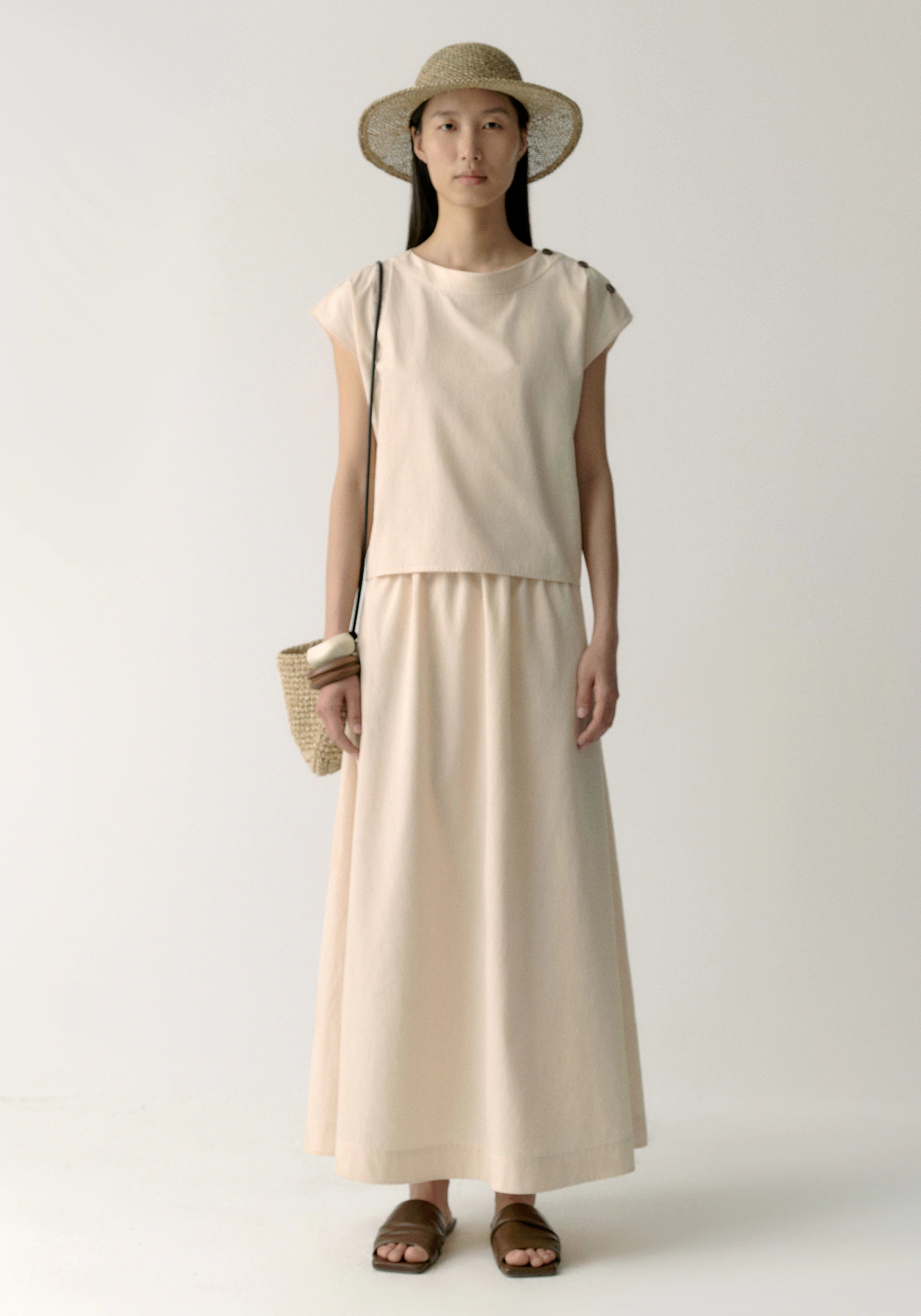 #color_ivory