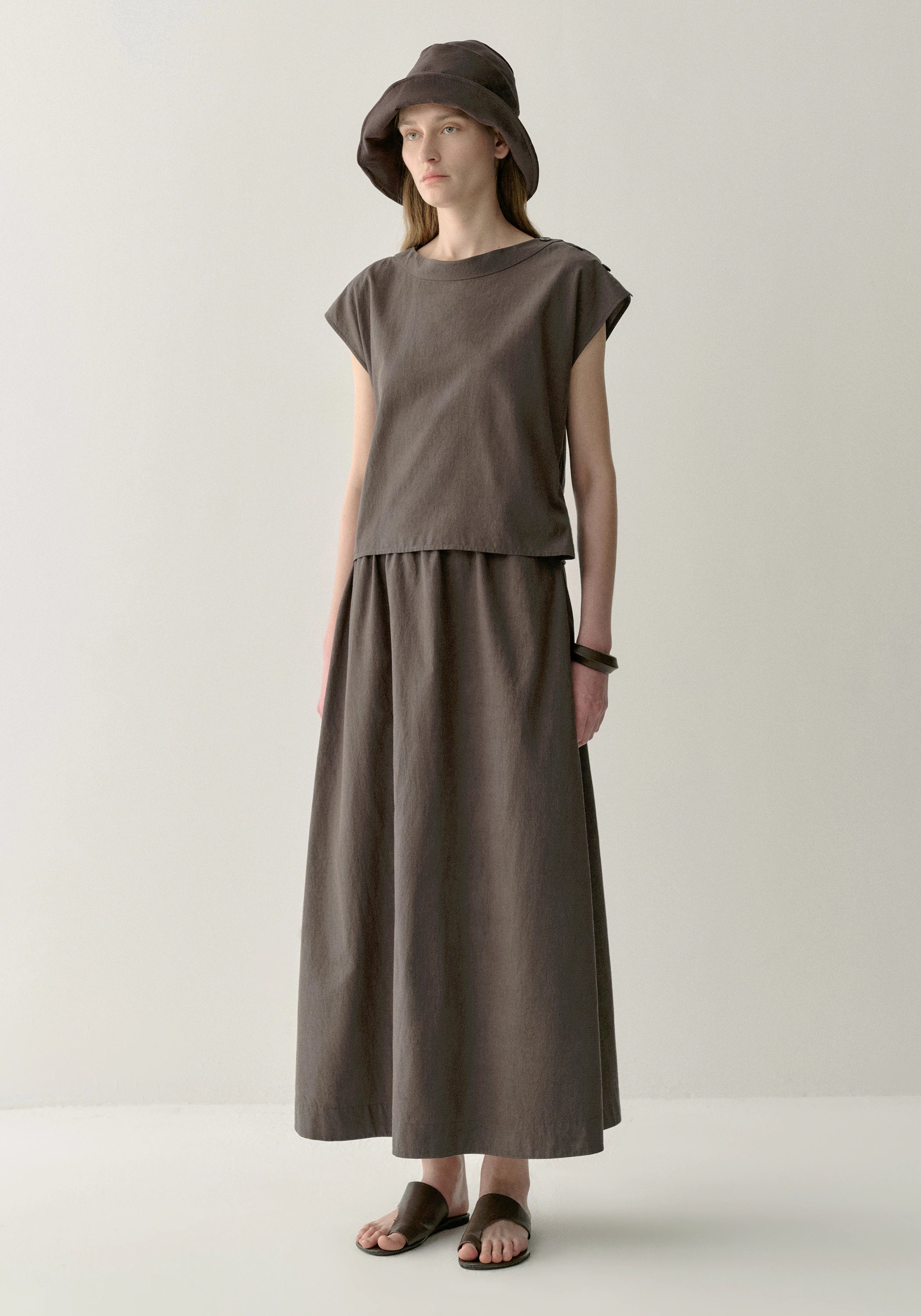 #color_raw umber