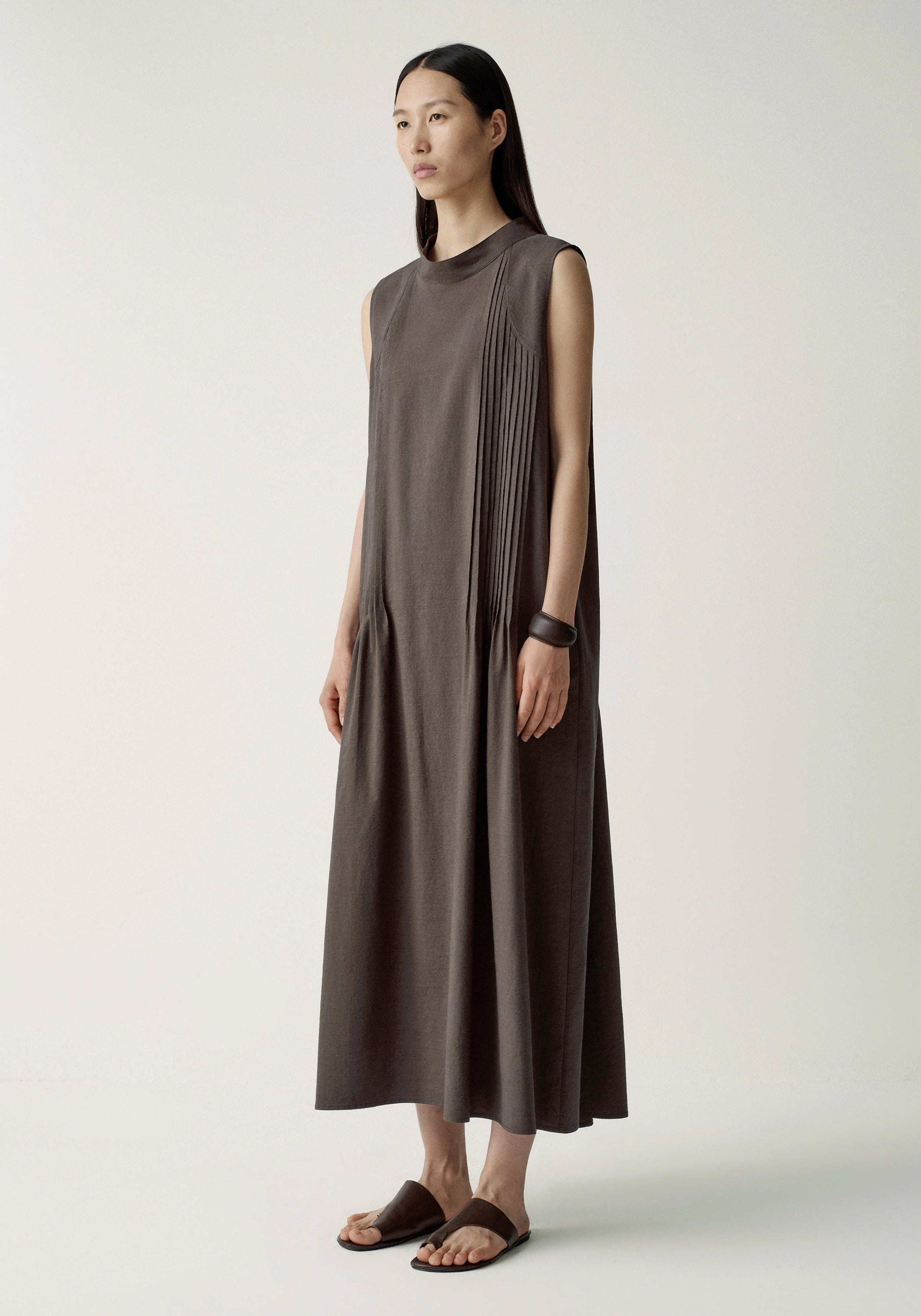 #color_raw umber