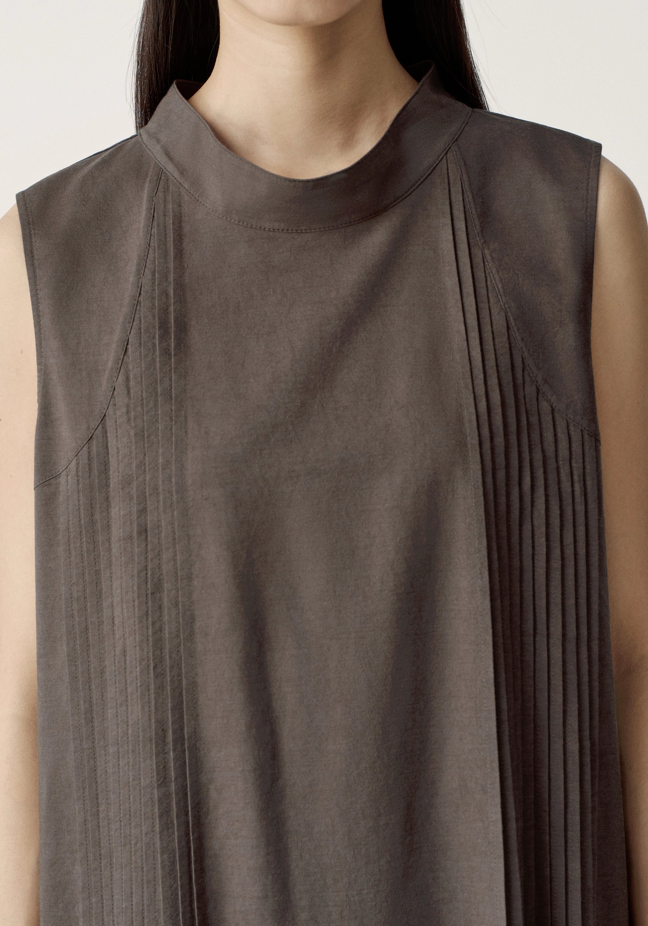 #color_raw umber