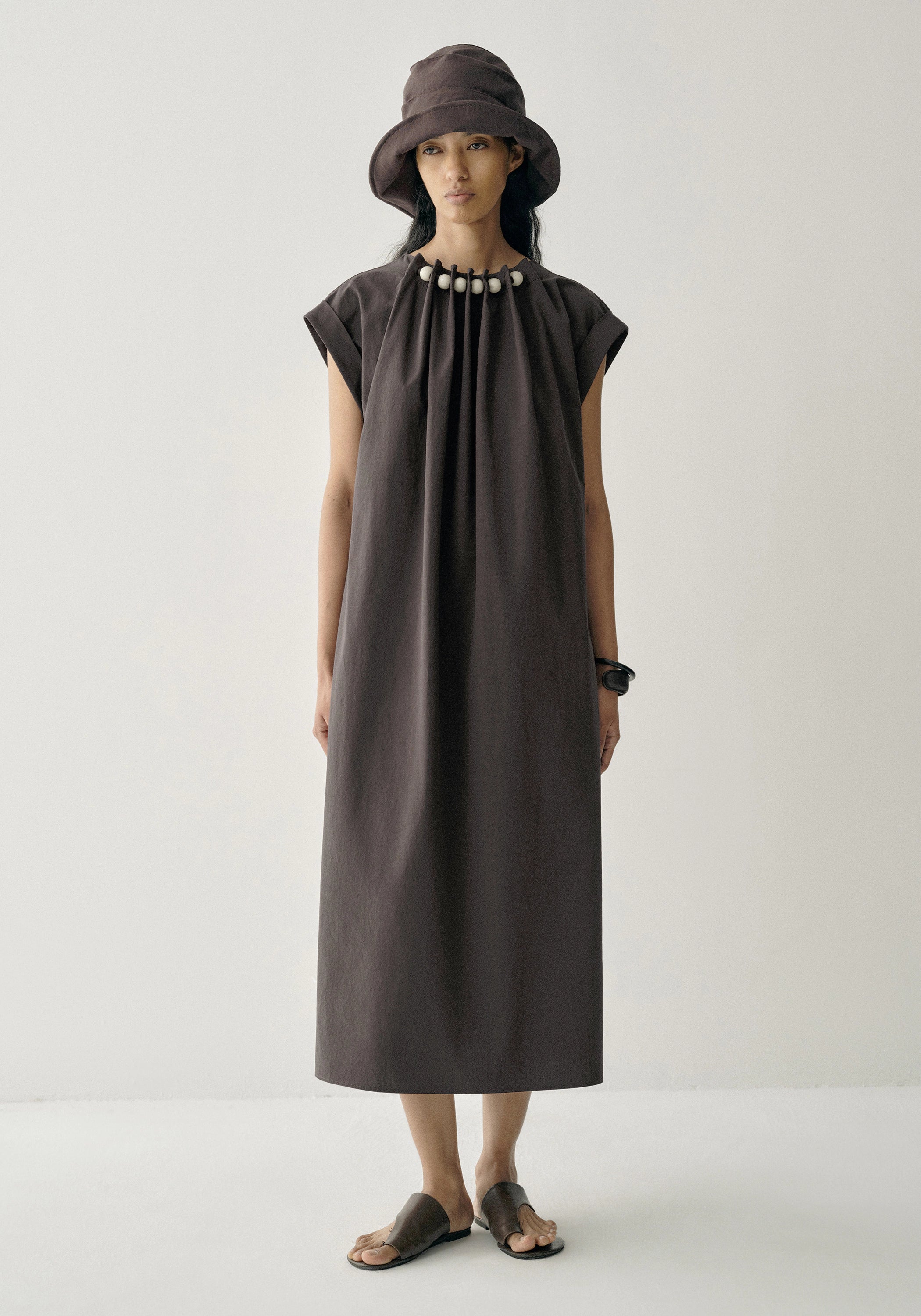 #color_raw umber