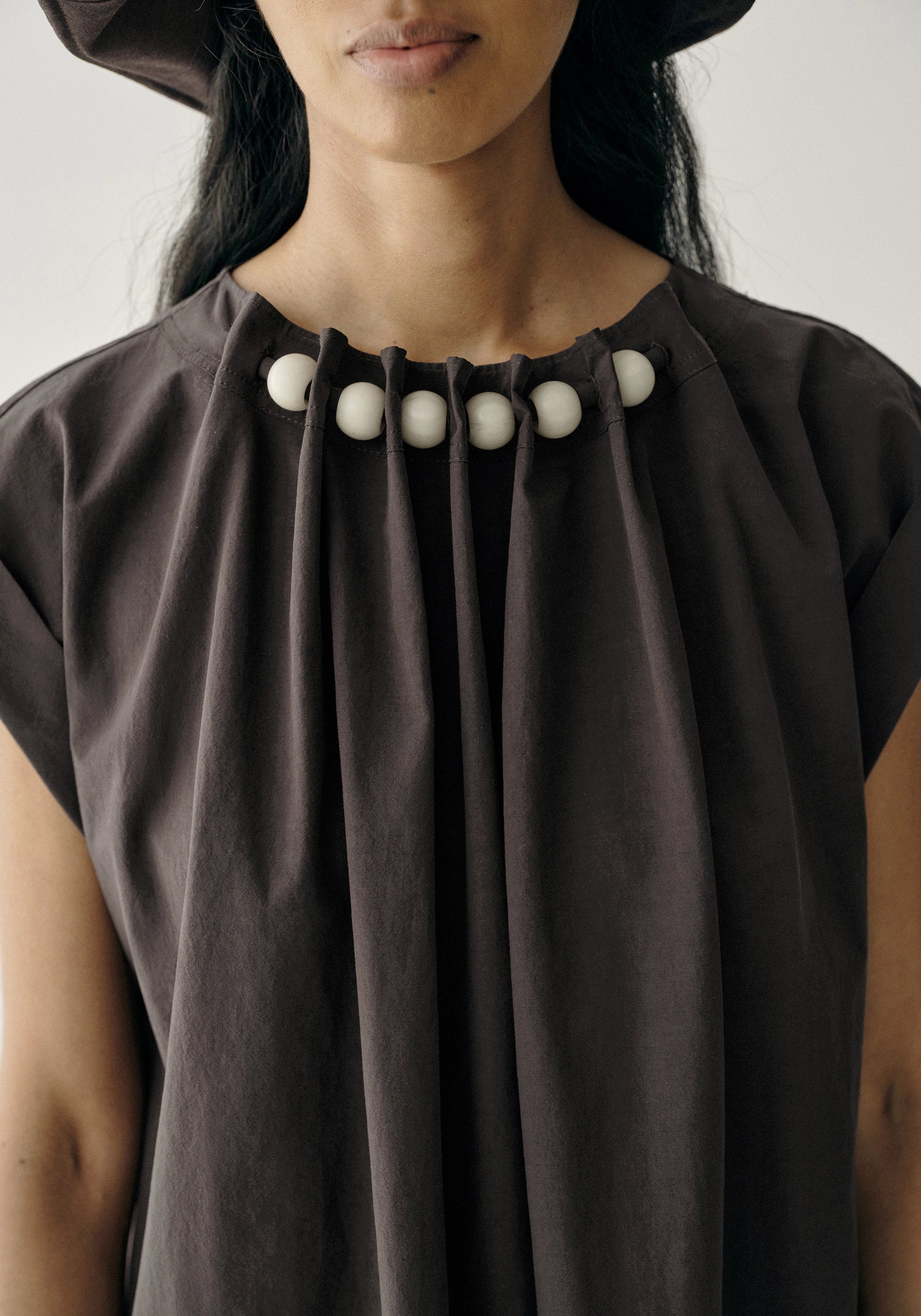 #color_raw umber