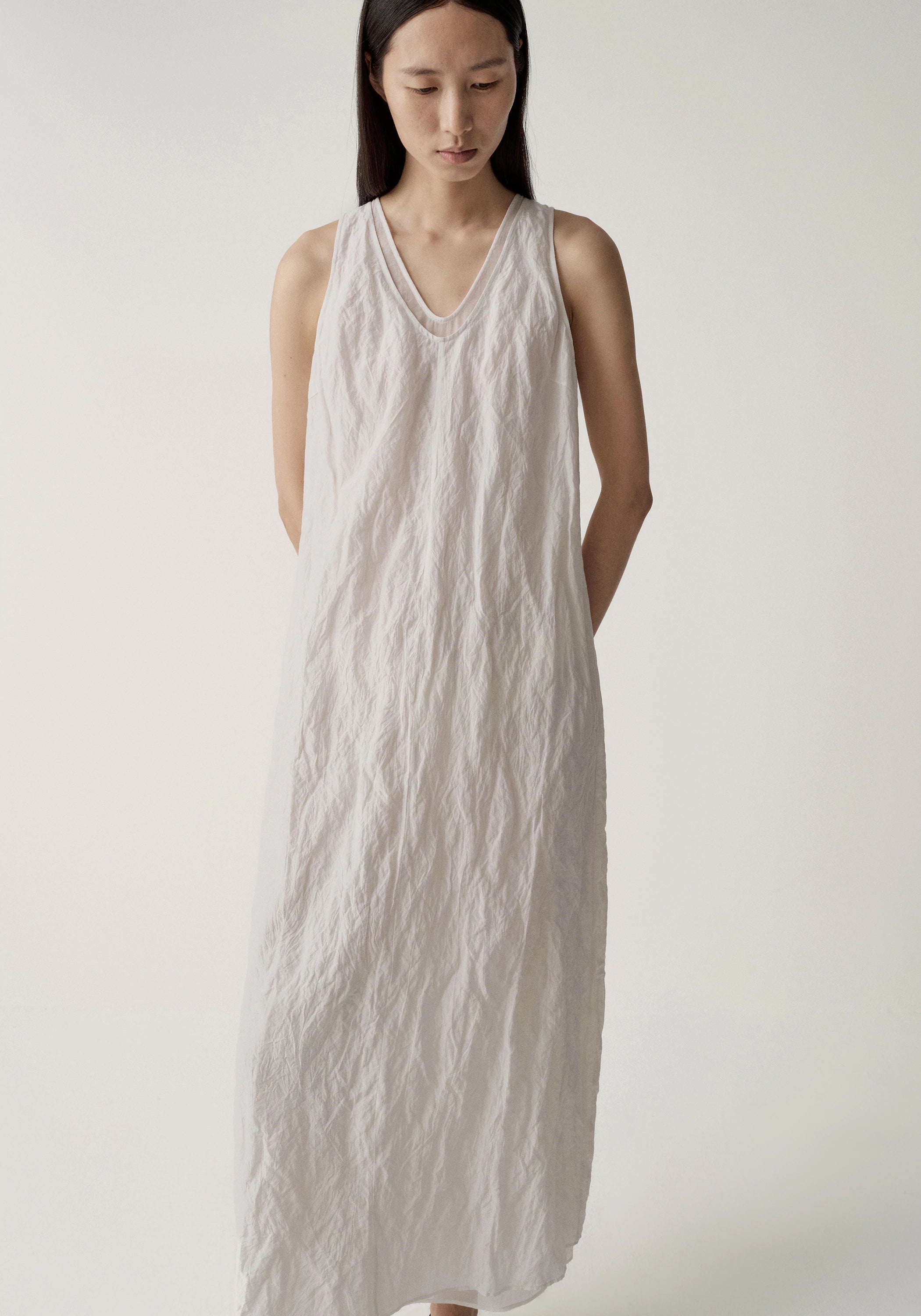 #color_off white