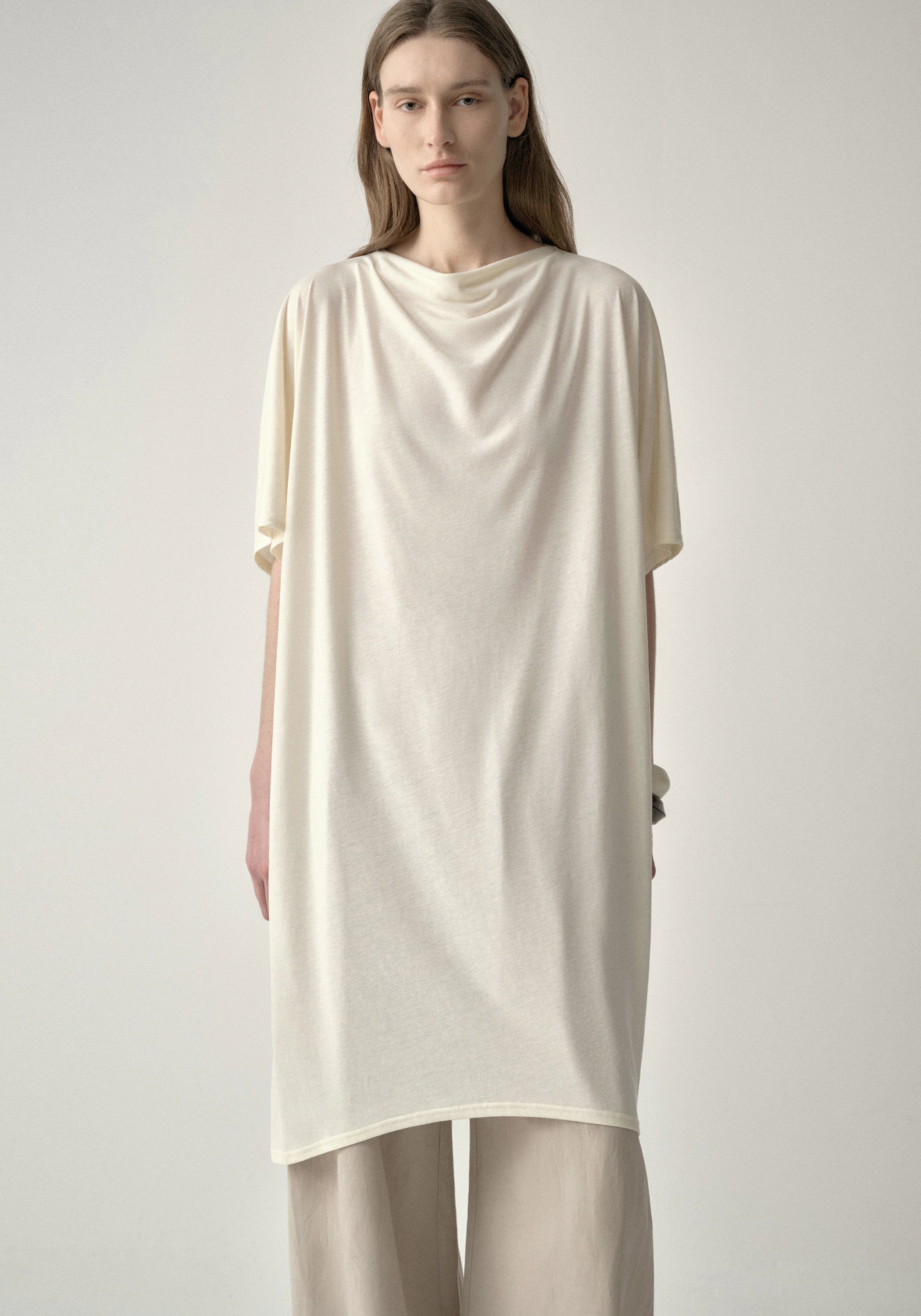 #color_cream white