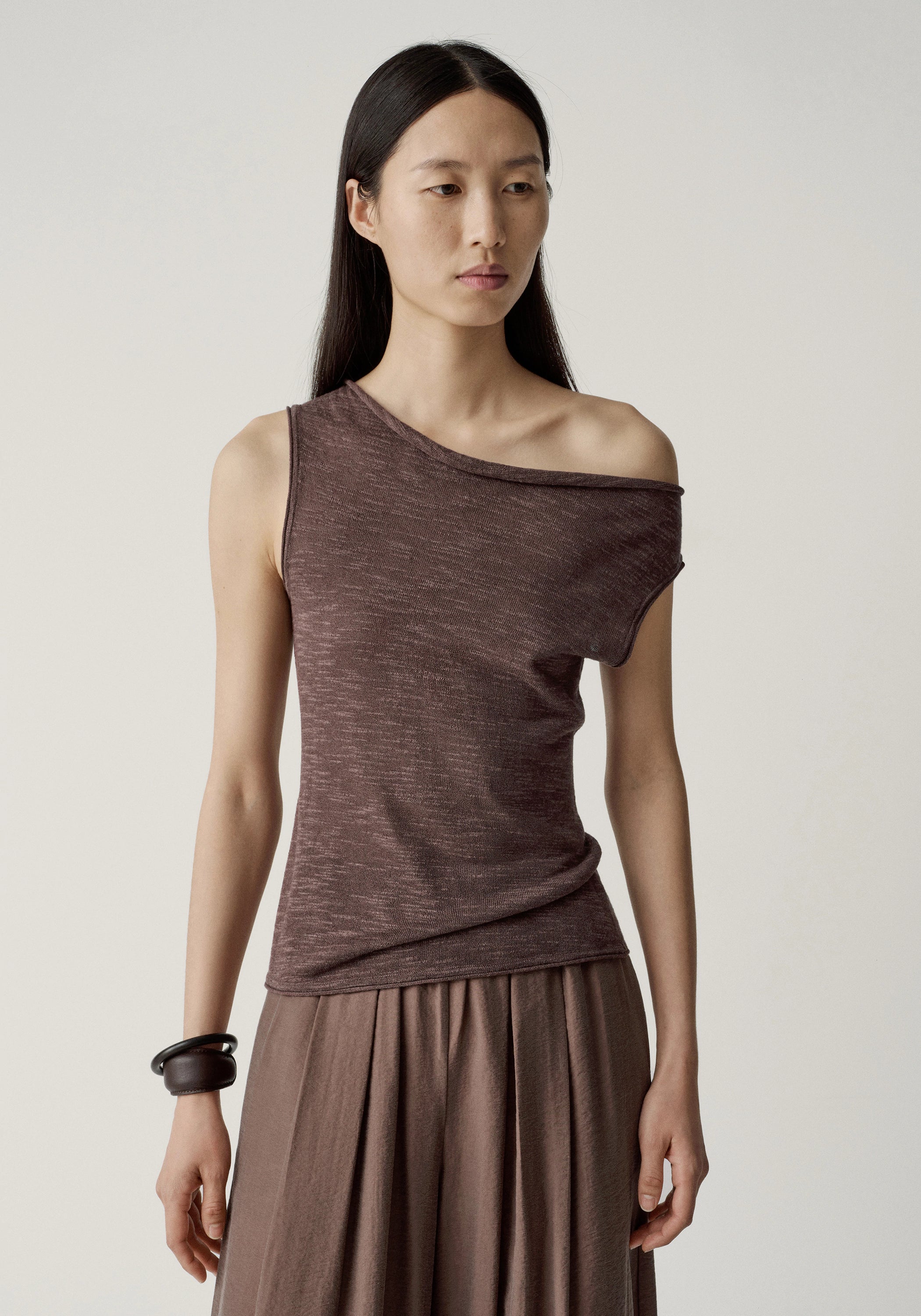 #color_raw umber