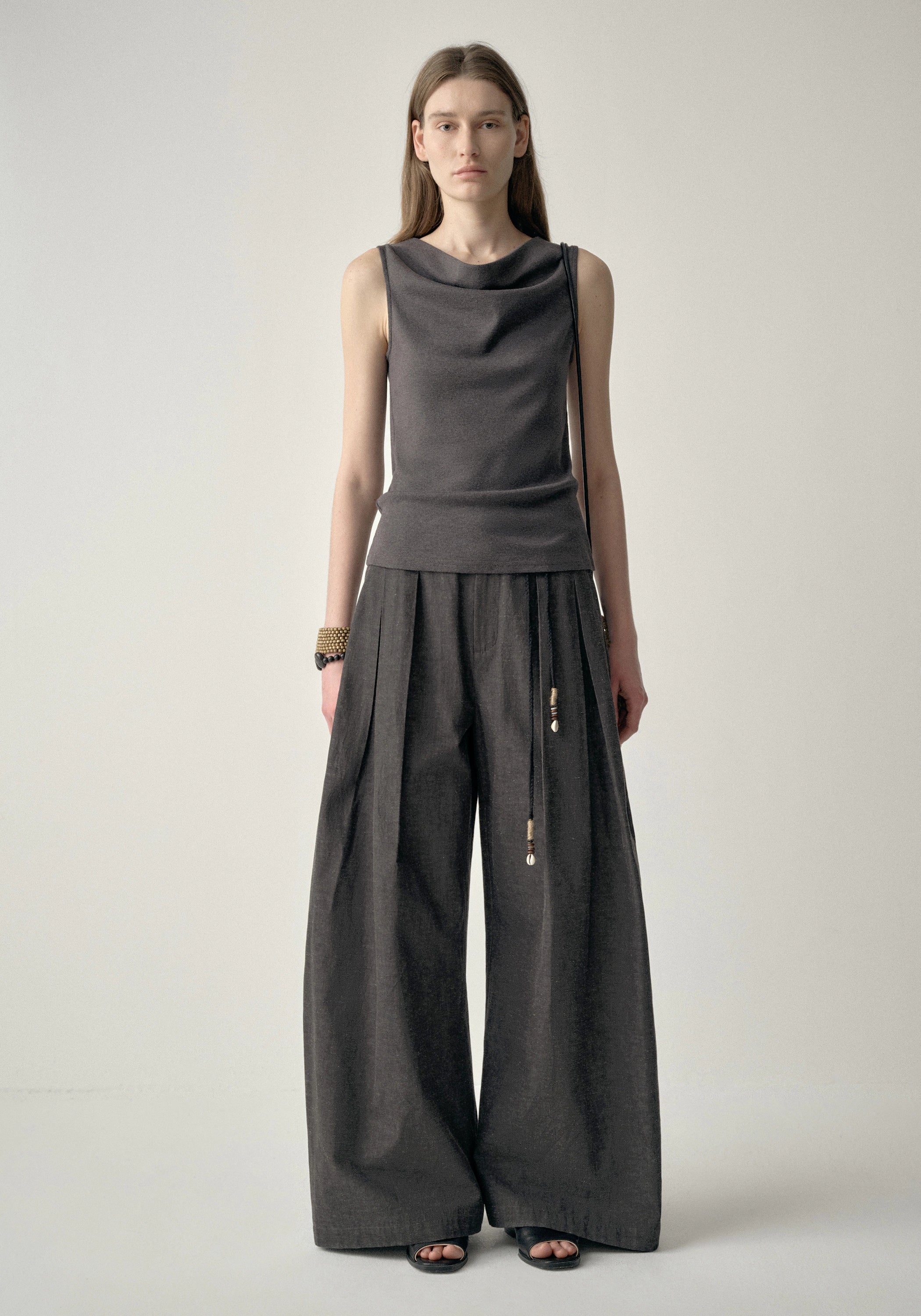 #color_dark gray