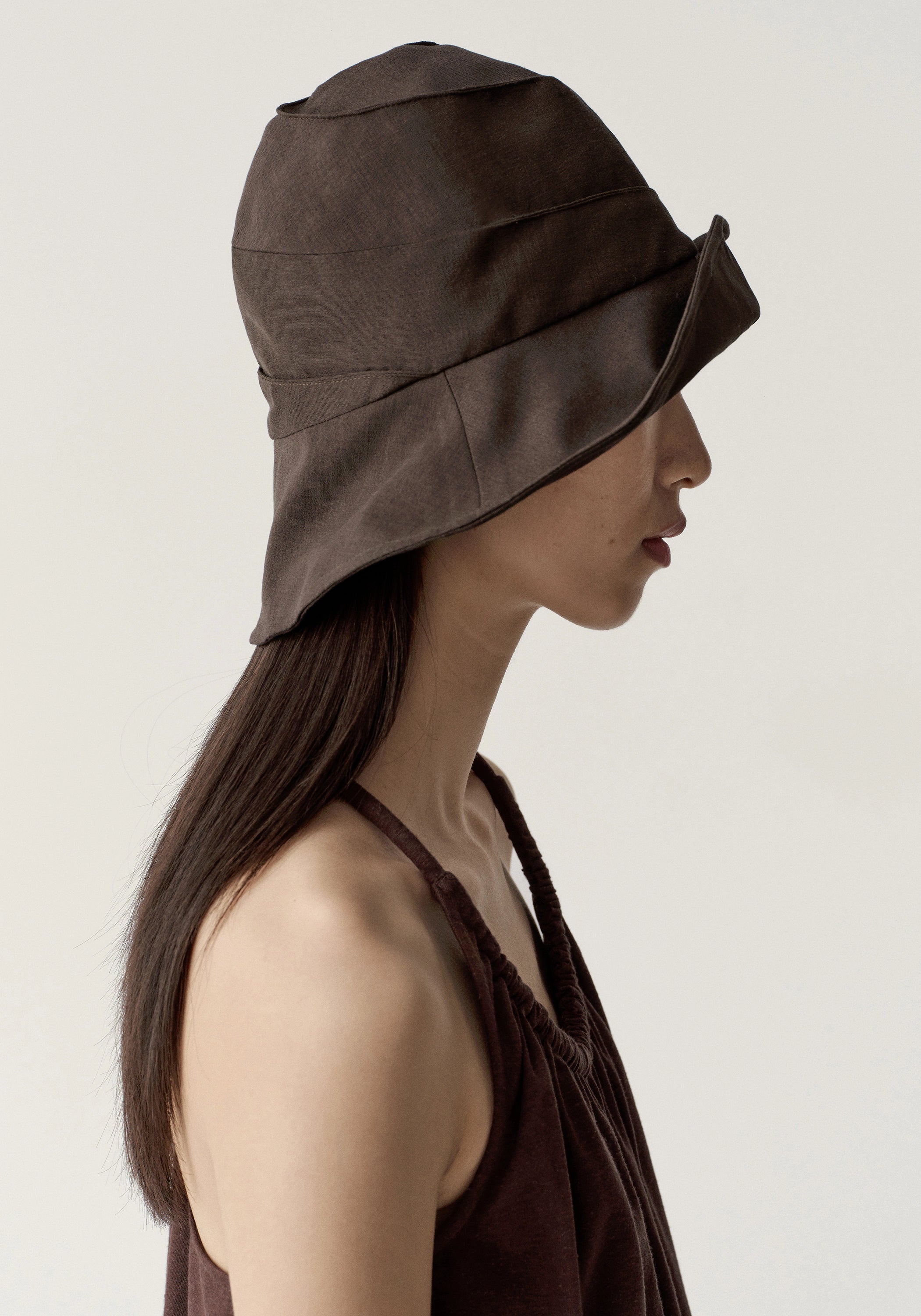 #color_raw umber