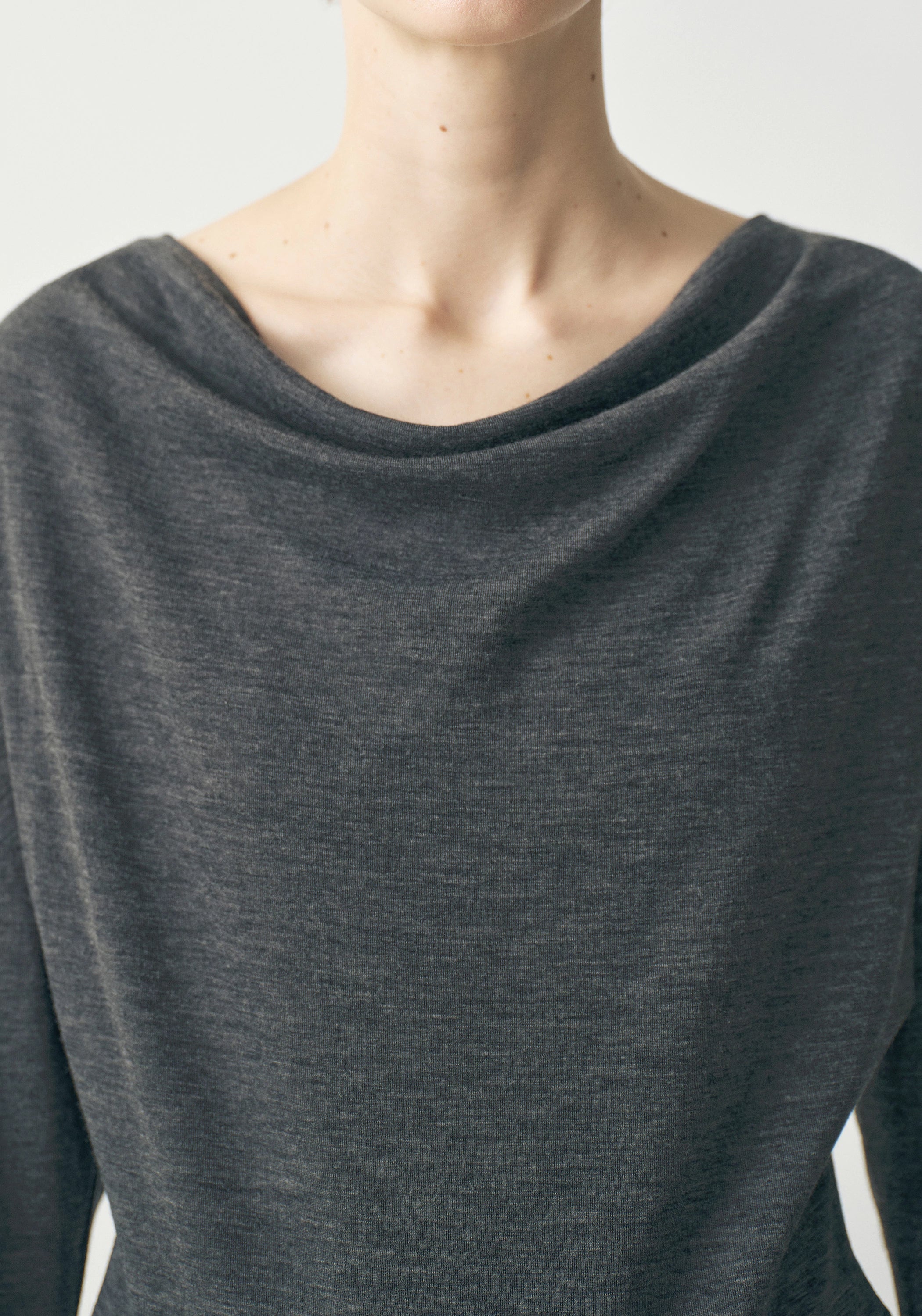 #color_dark gray