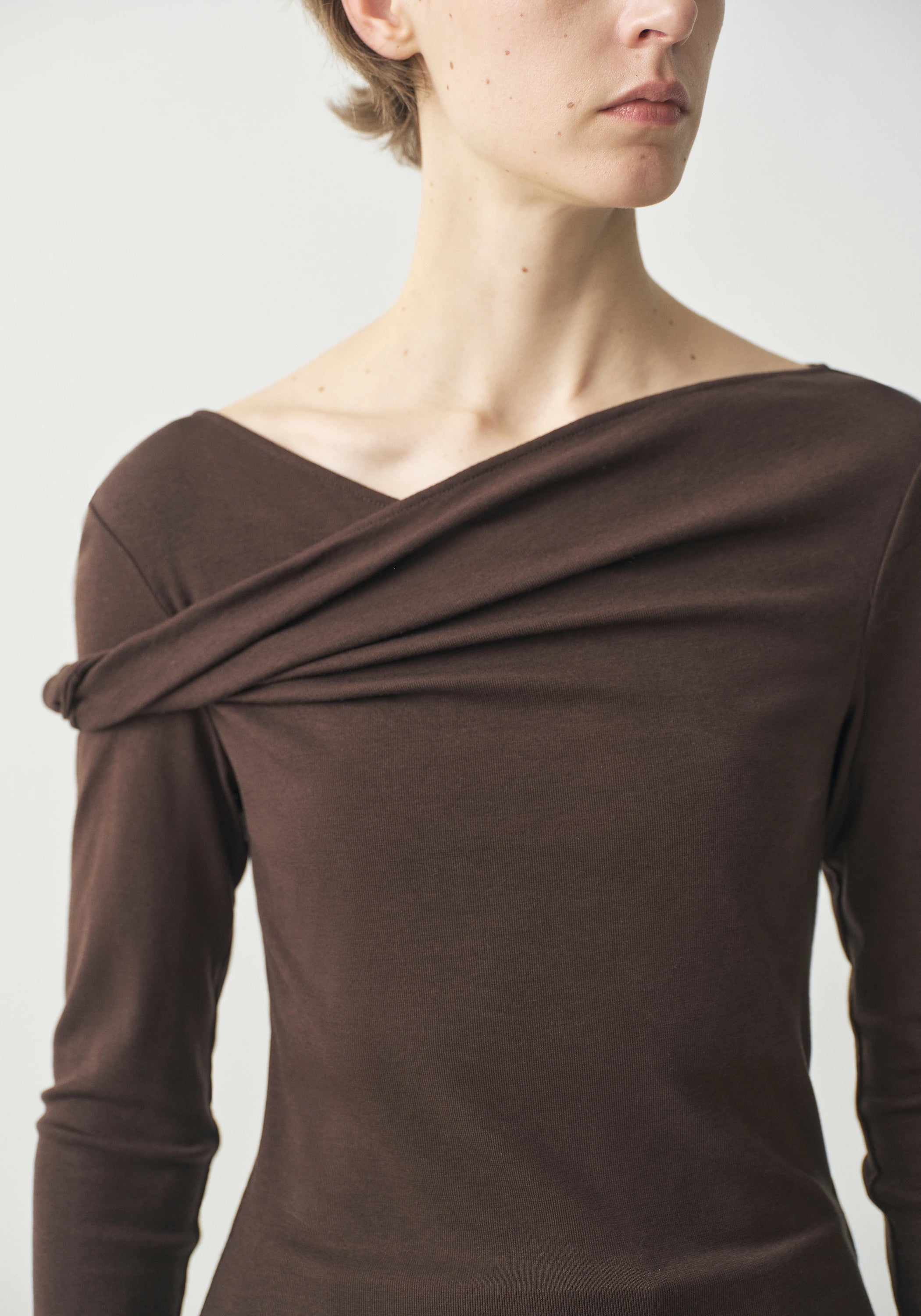 #color_raw umber