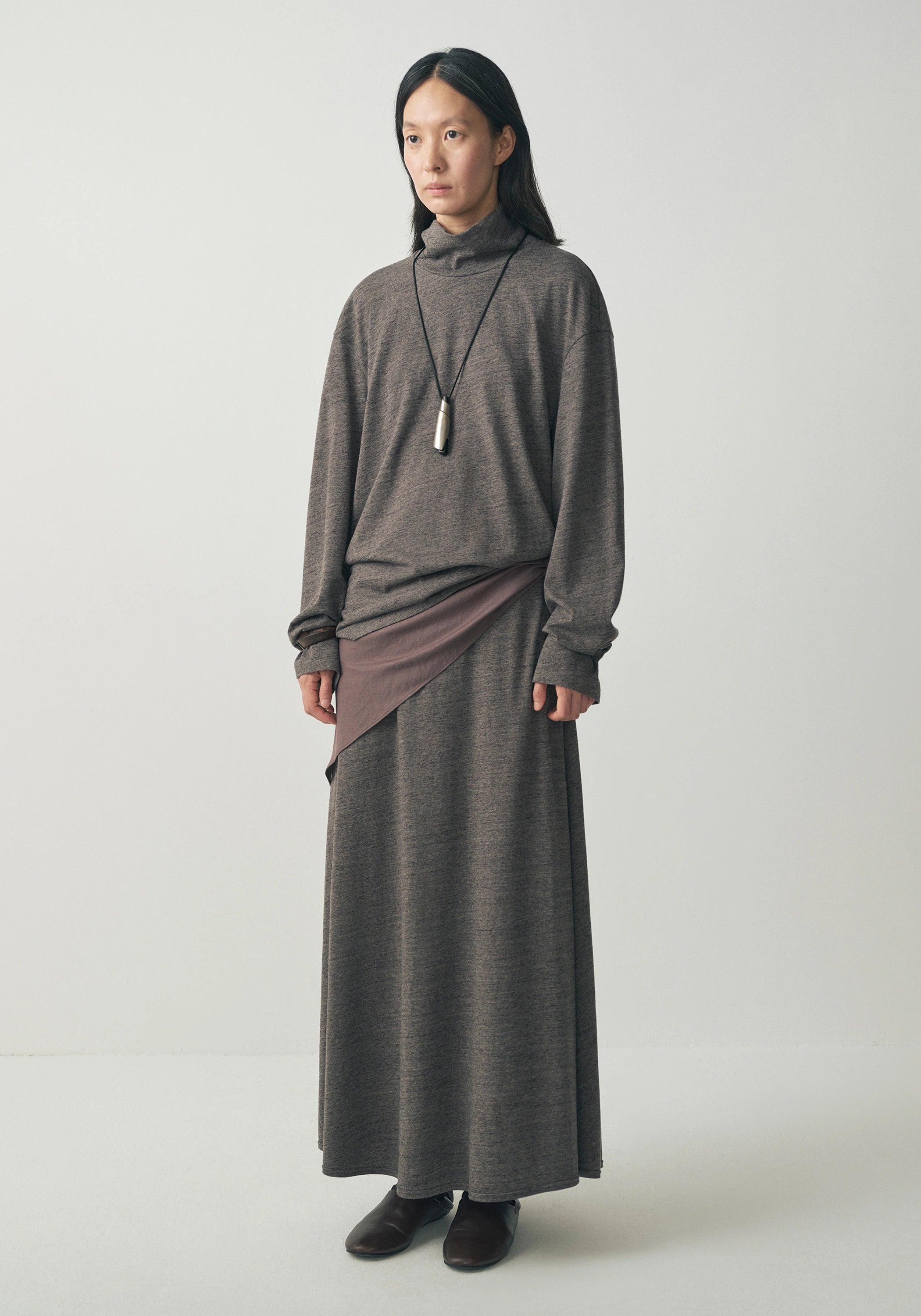 #color_plum brown