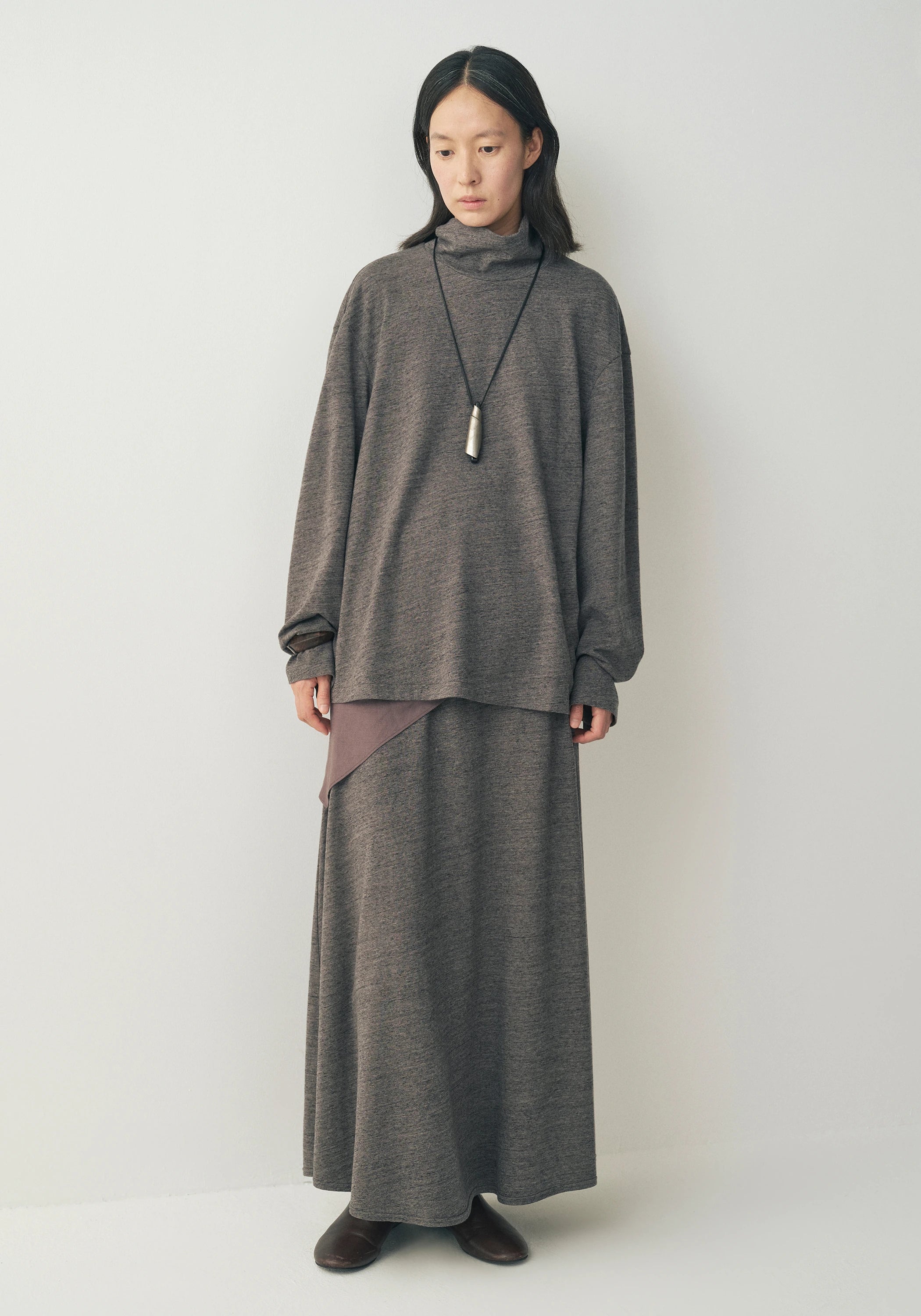 #color_plum brown