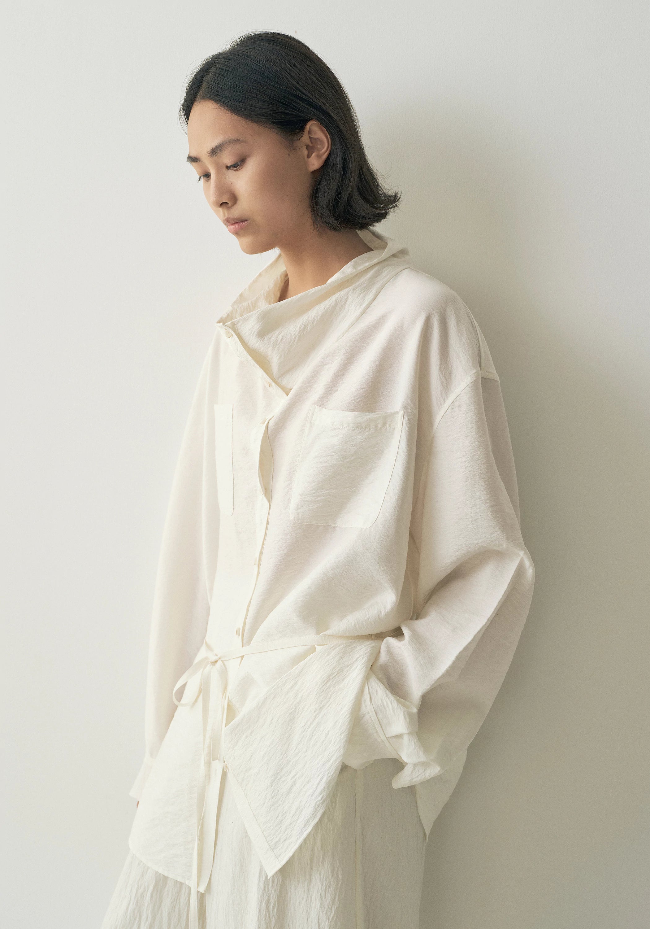#color_off white