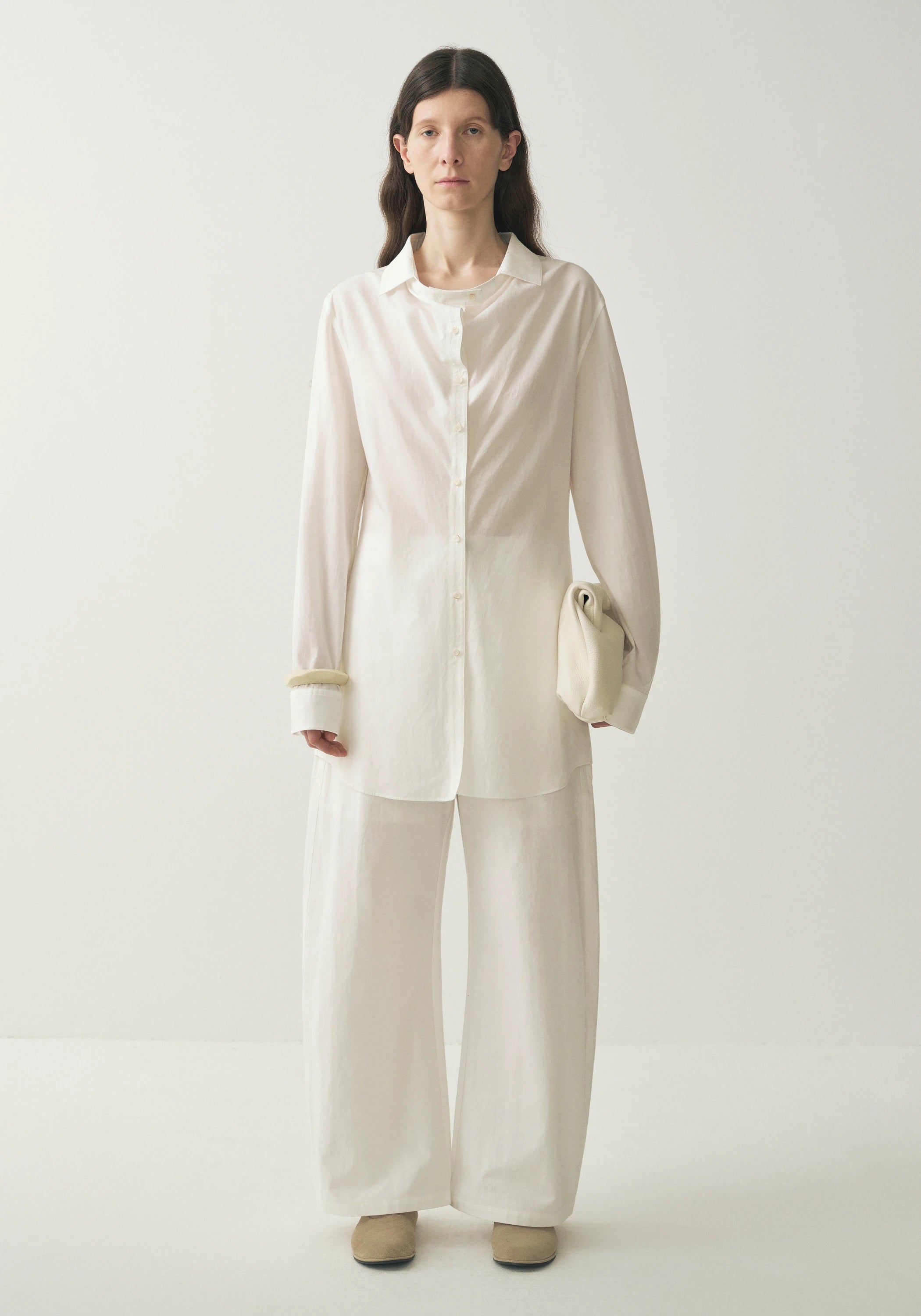 #color_off white