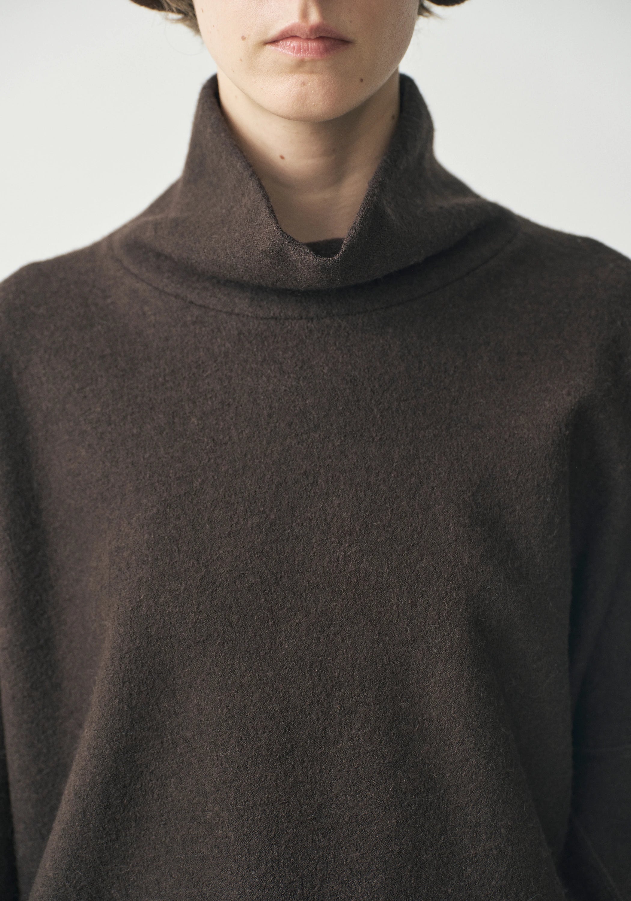 #color_raw umber