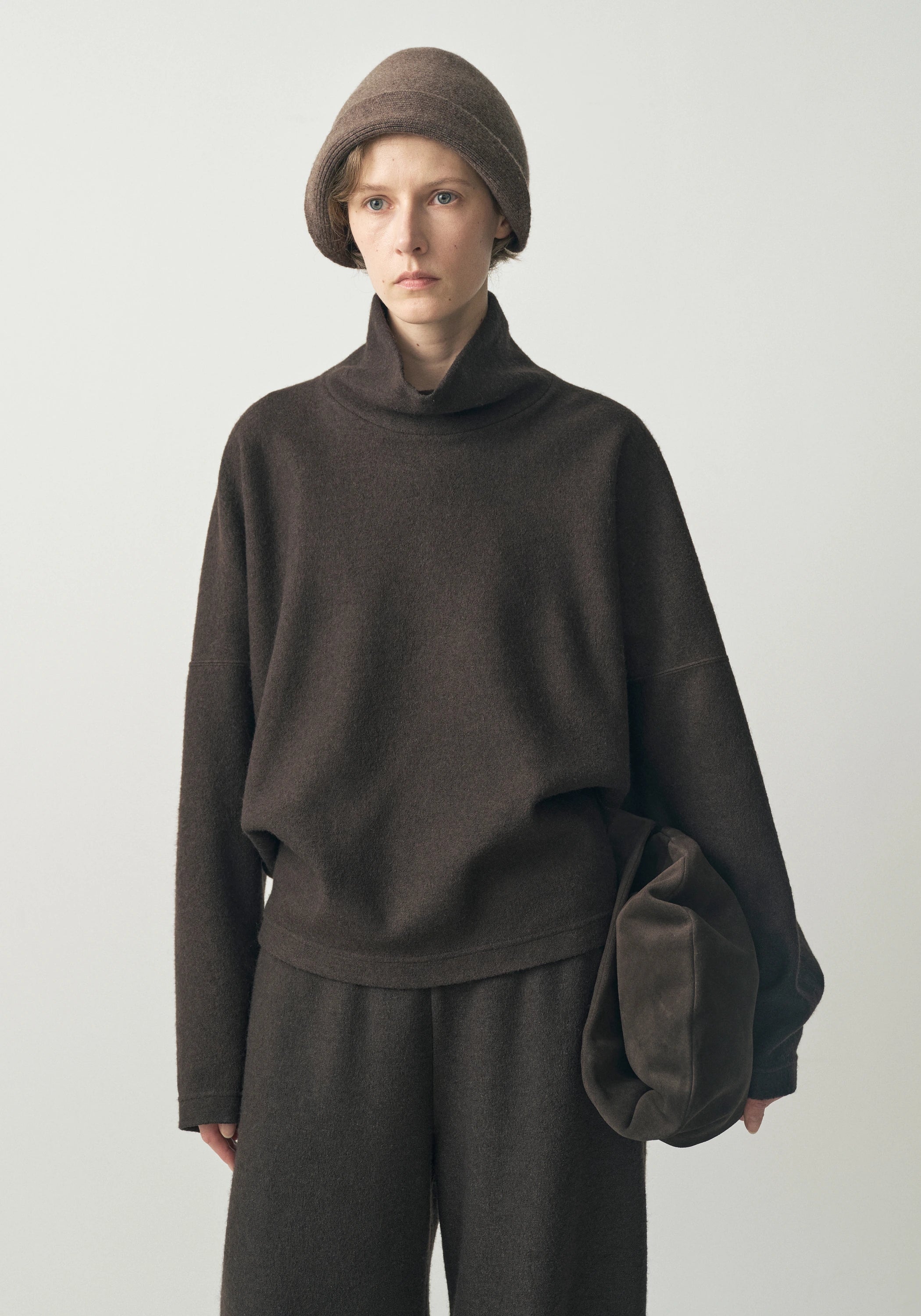 #color_raw umber