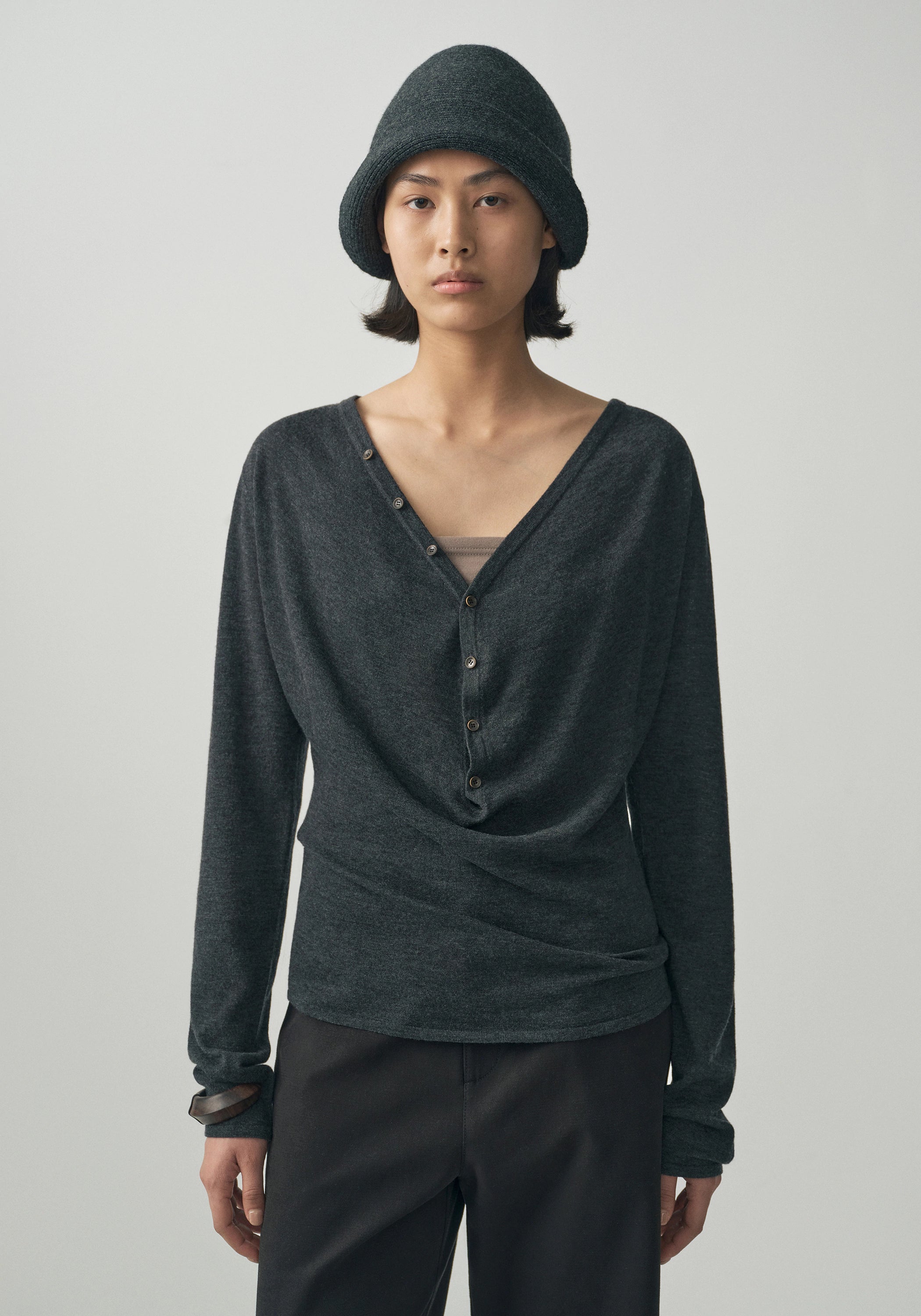 #color_dark gray