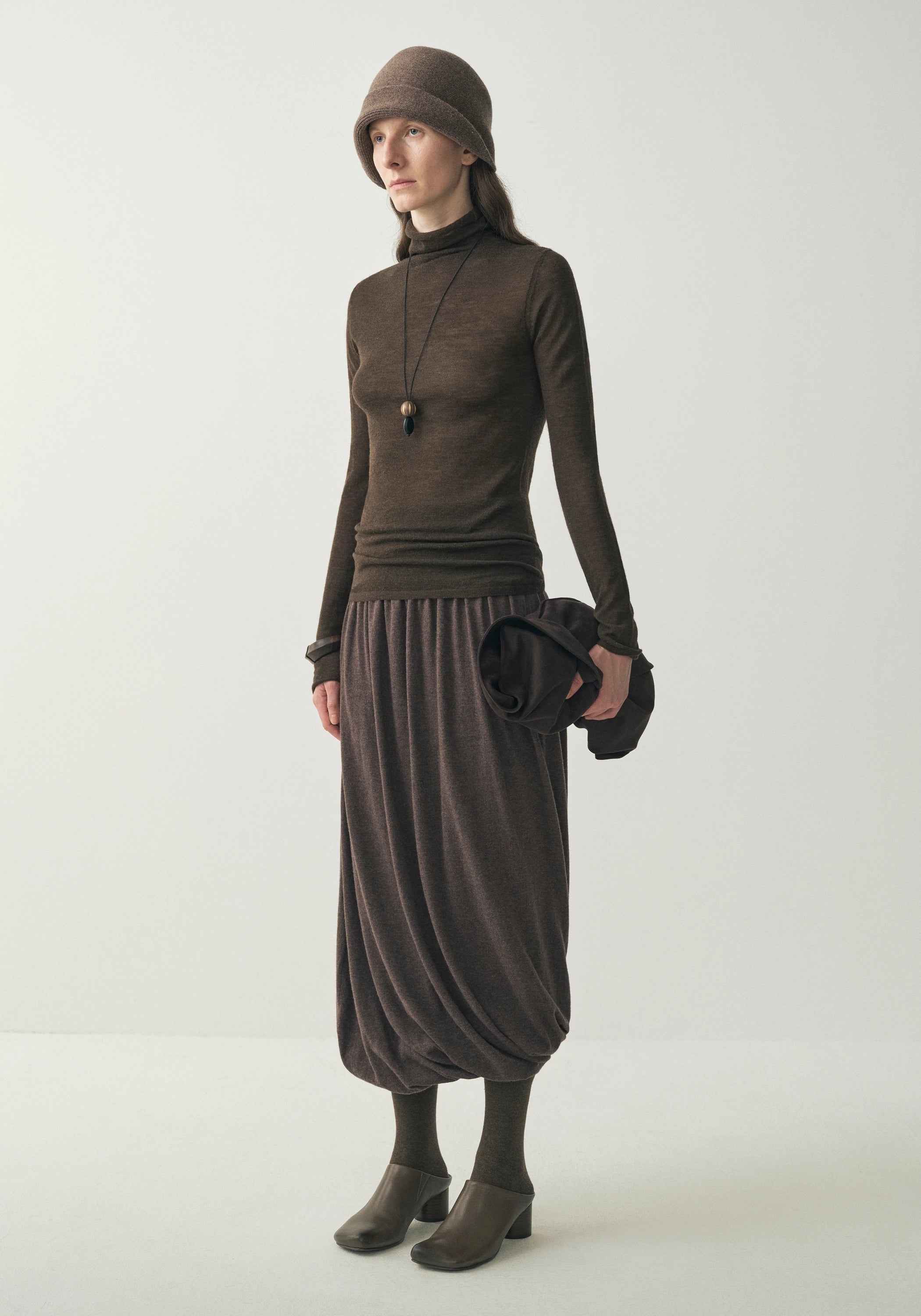 #color_raw umber