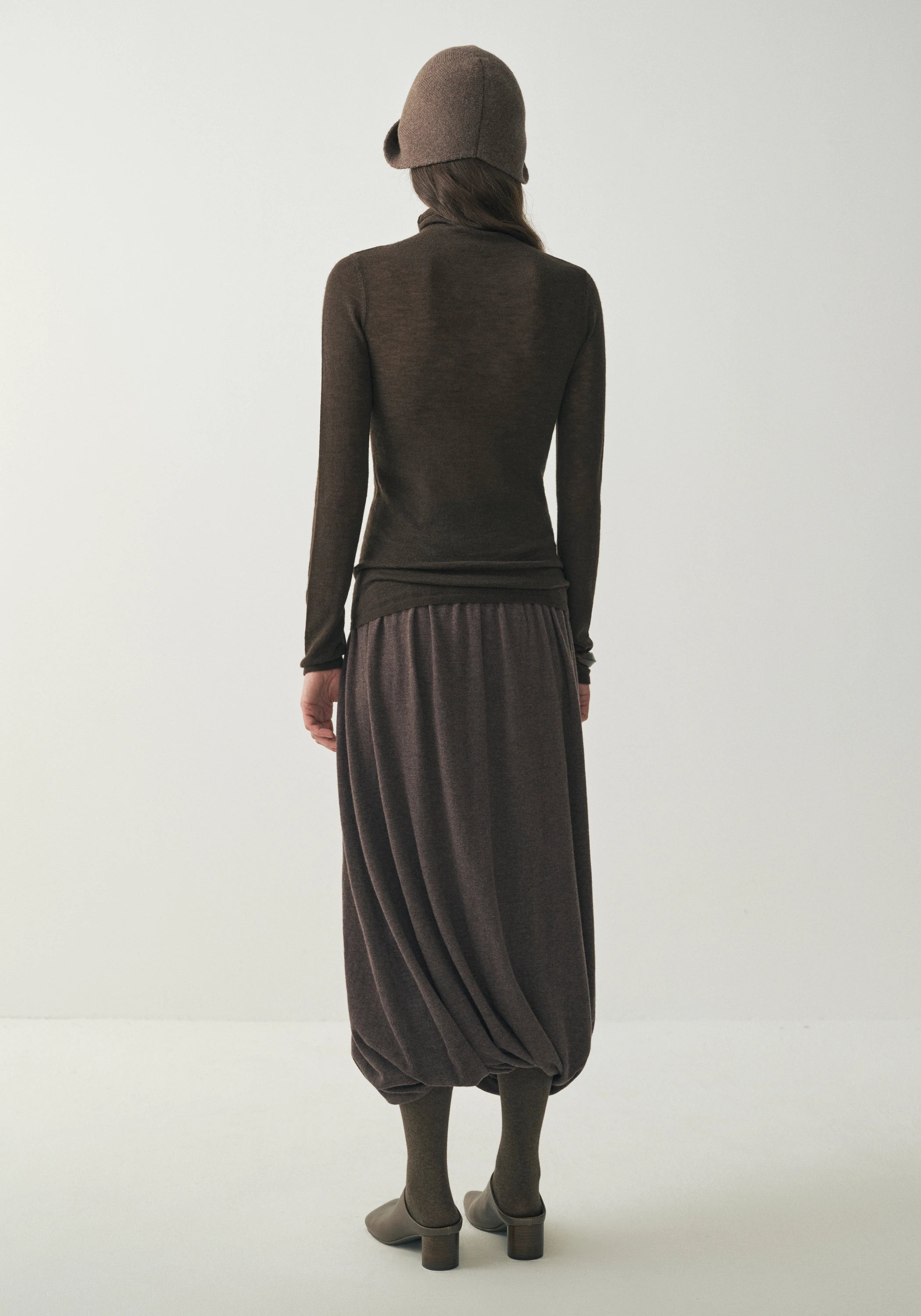 #color_raw umber