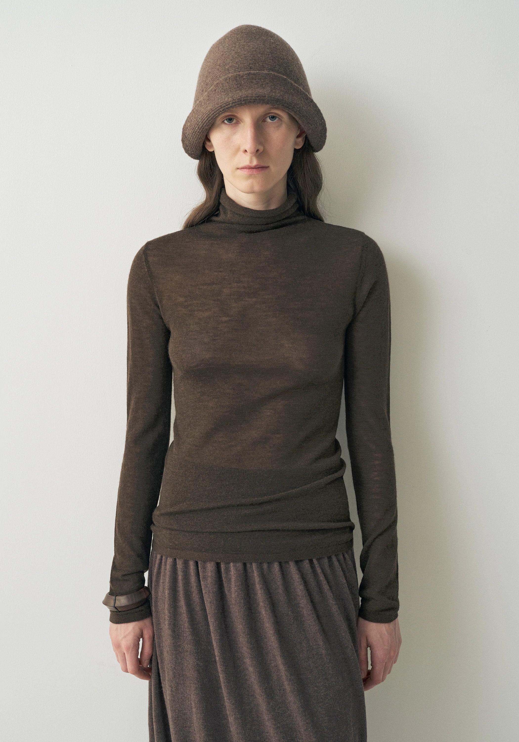 #color_raw umber