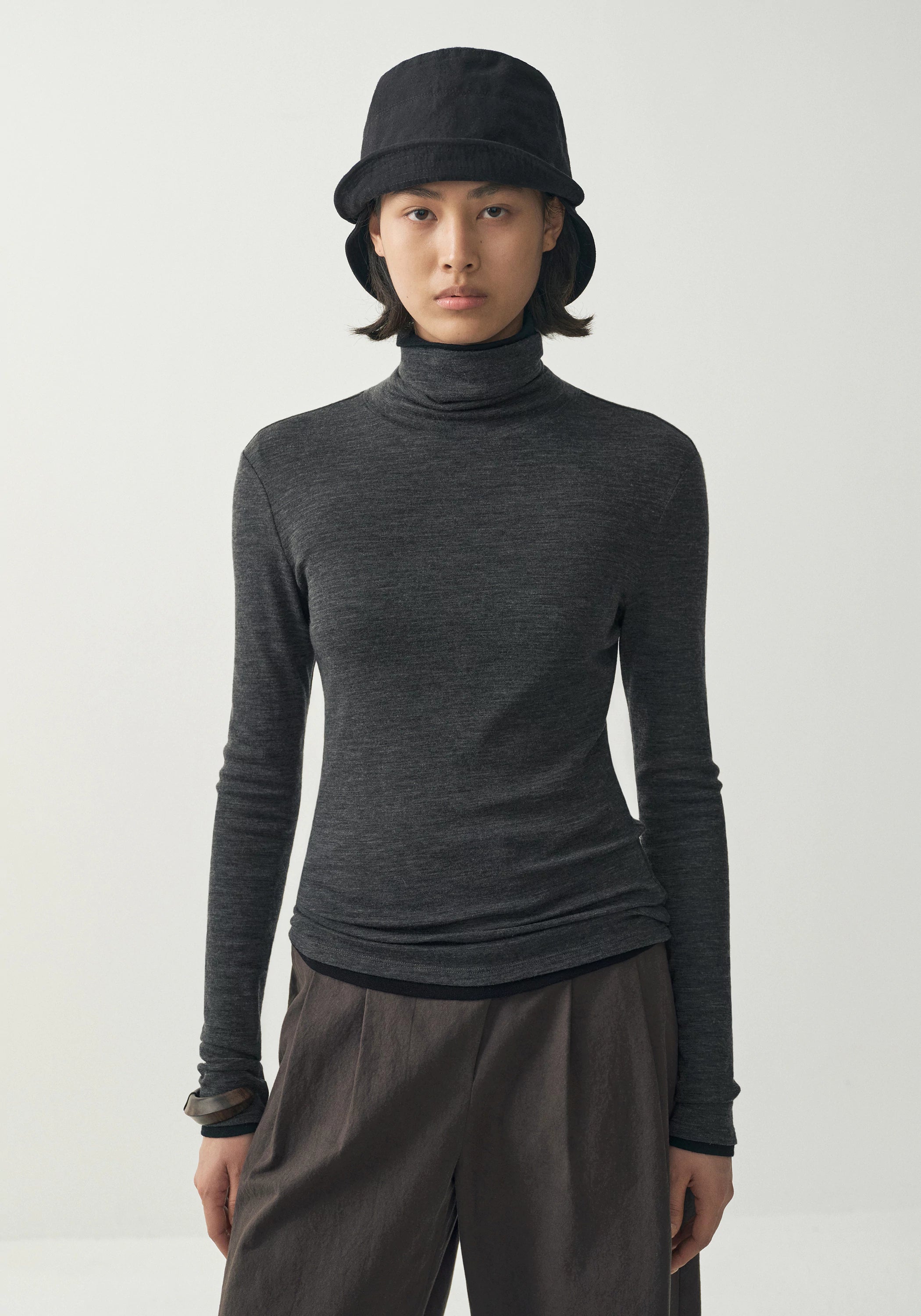 #color_dark gray