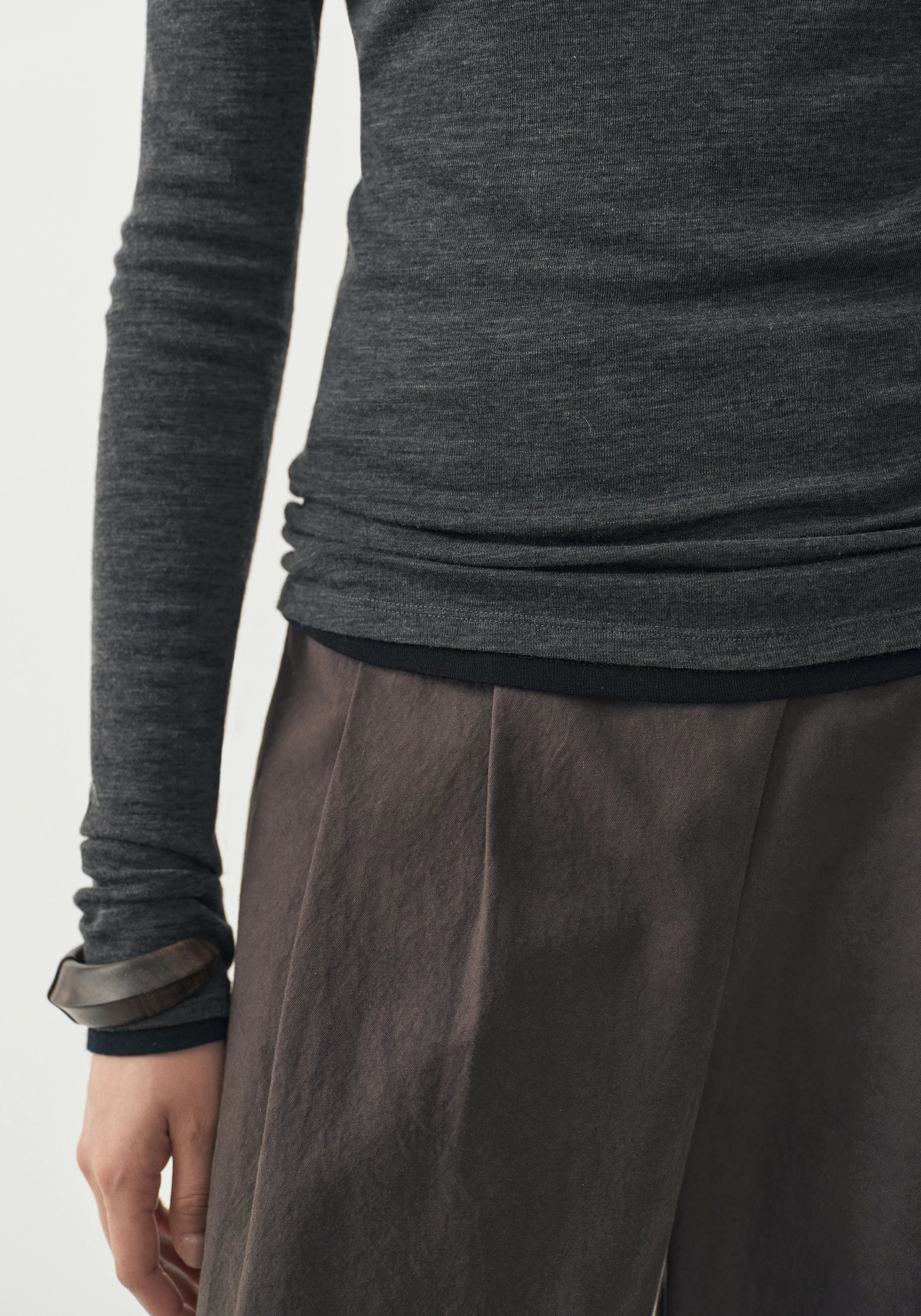 #color_dark gray