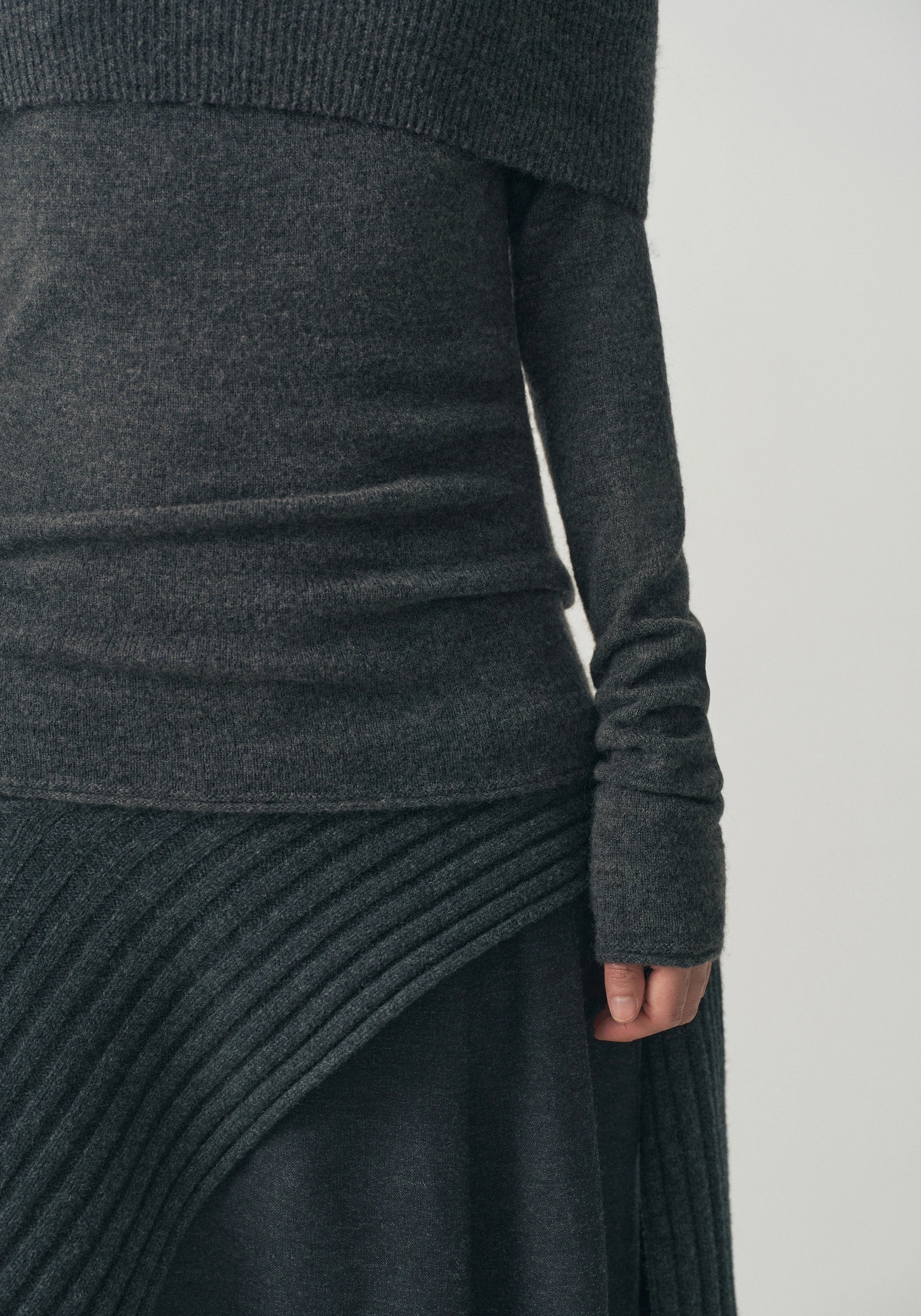 #color_dark gray