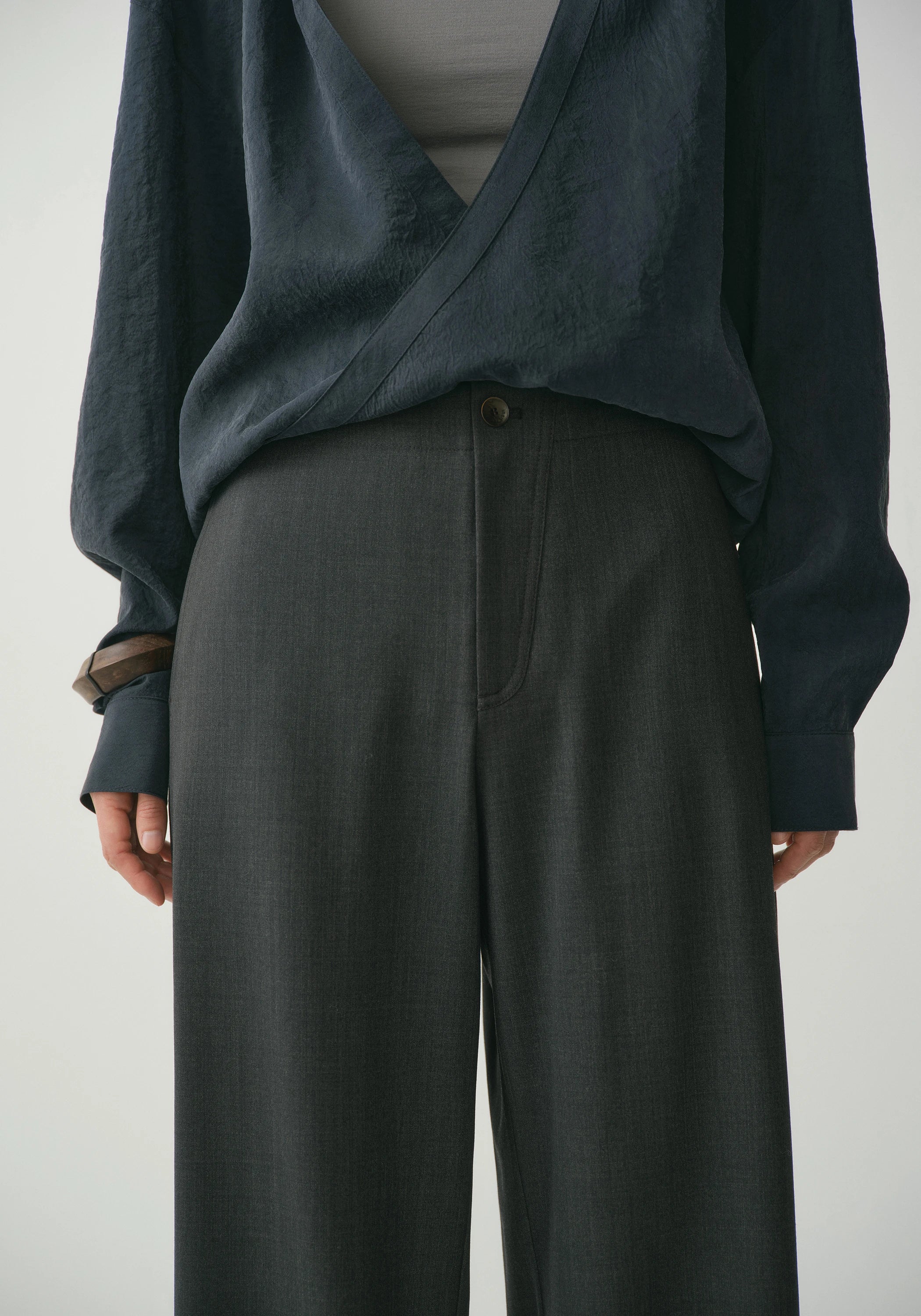 #color_dark gray