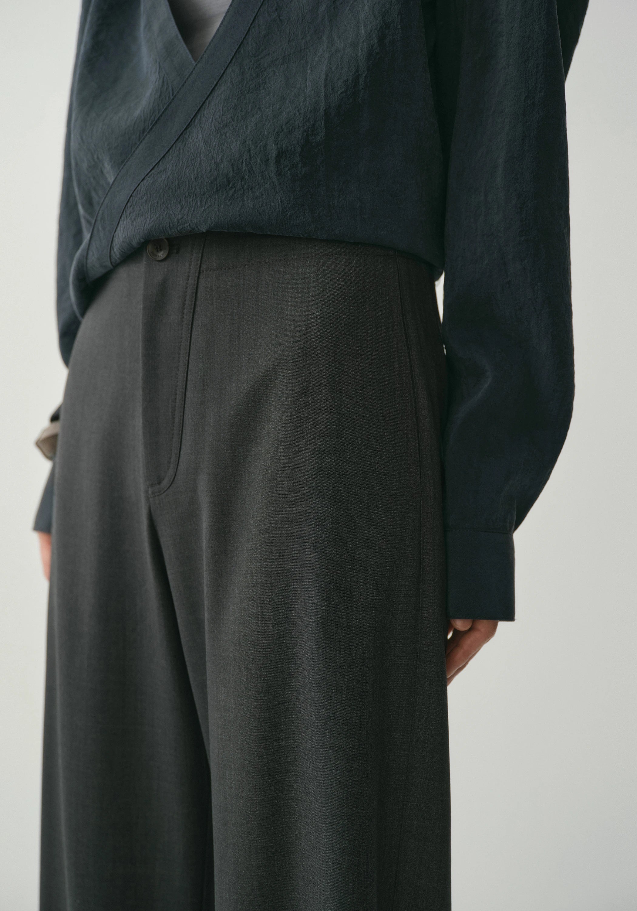 #color_dark gray