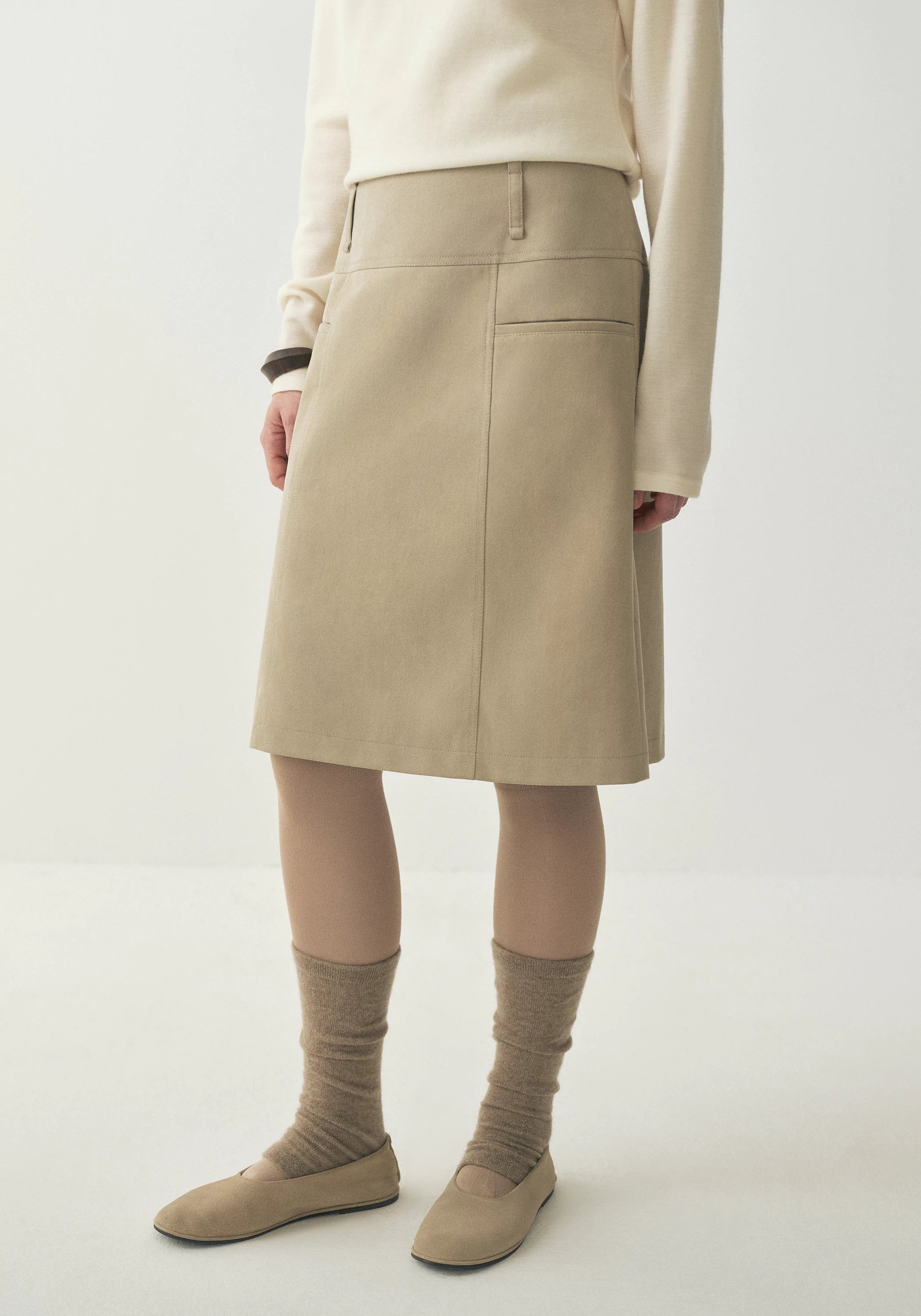 #color_khaki