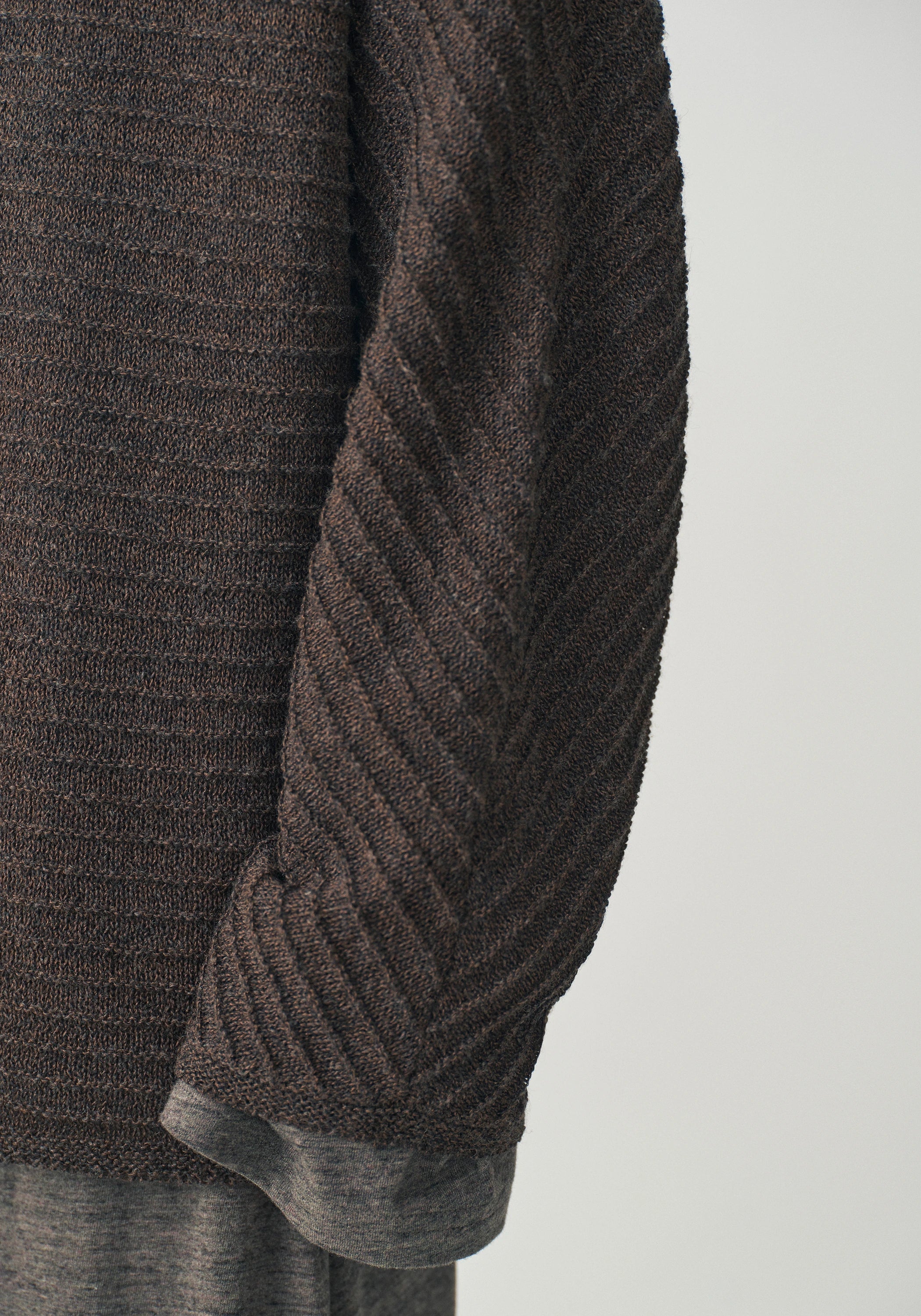 #color_raw umber