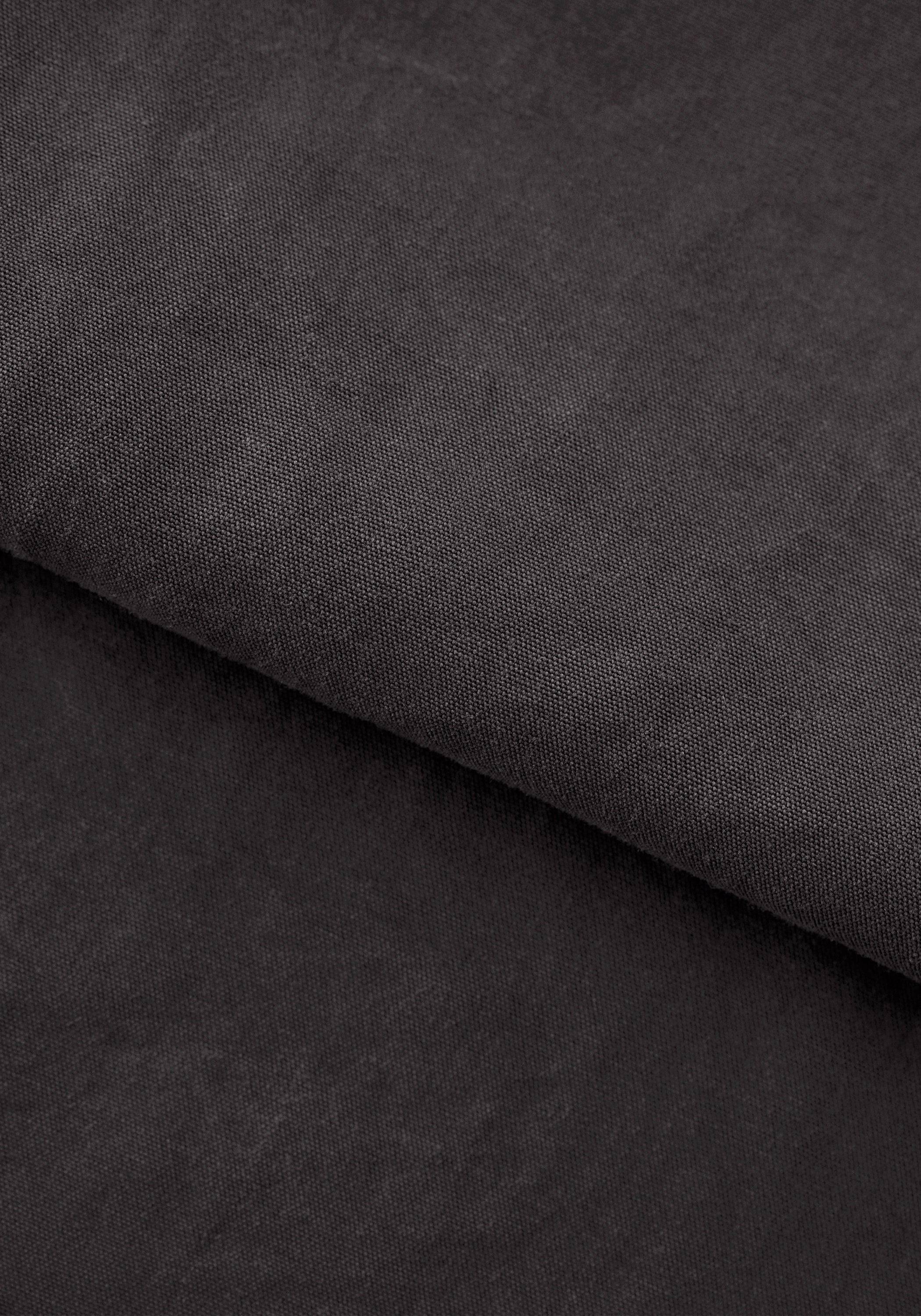 #color_plum brown