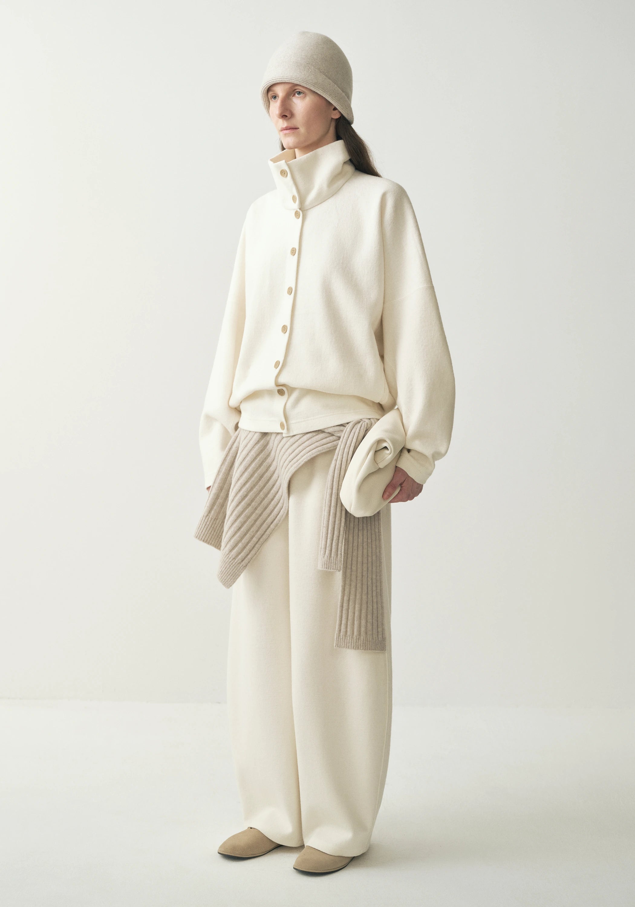 #color_off white