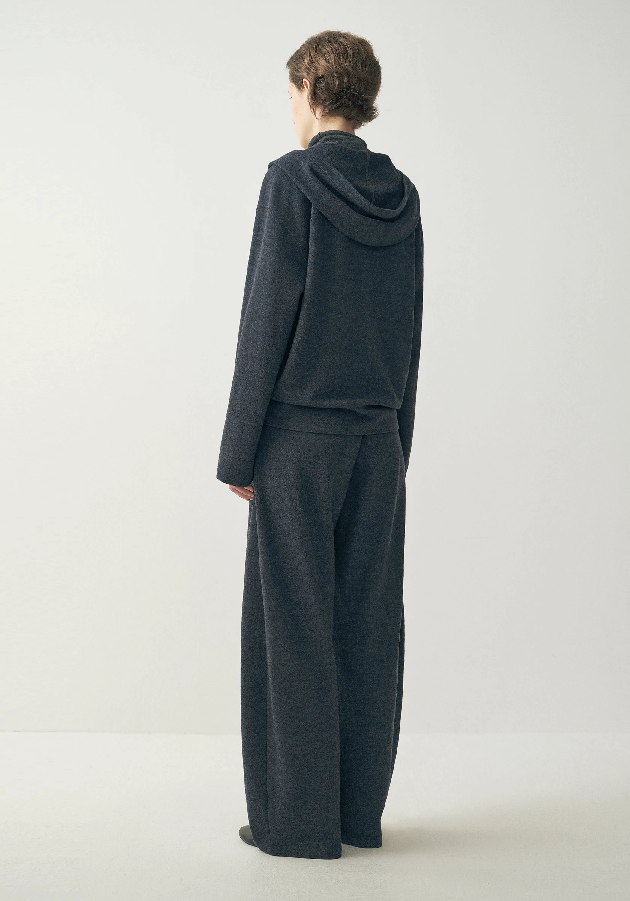 #color_dark gray