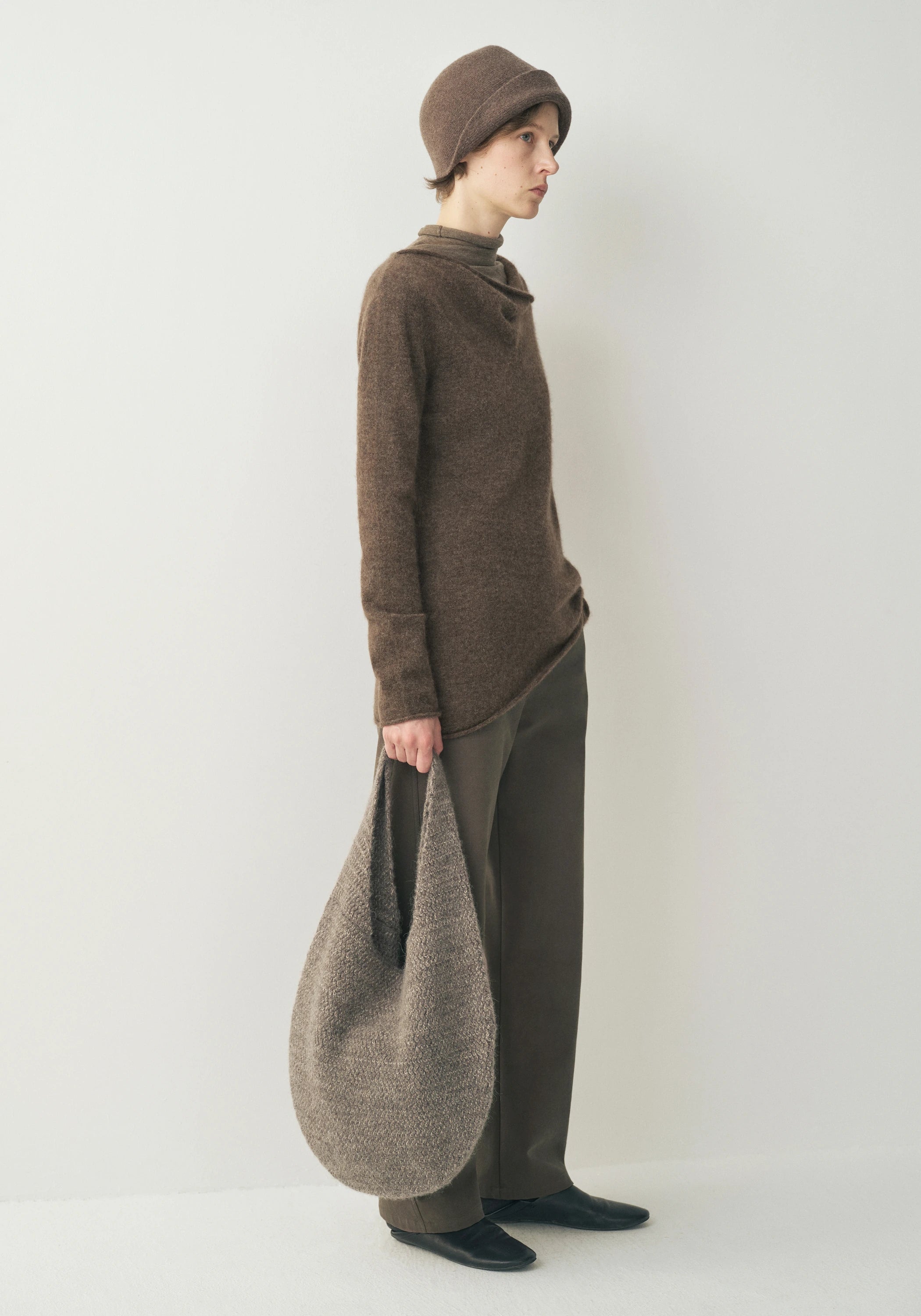 #color_plum brown