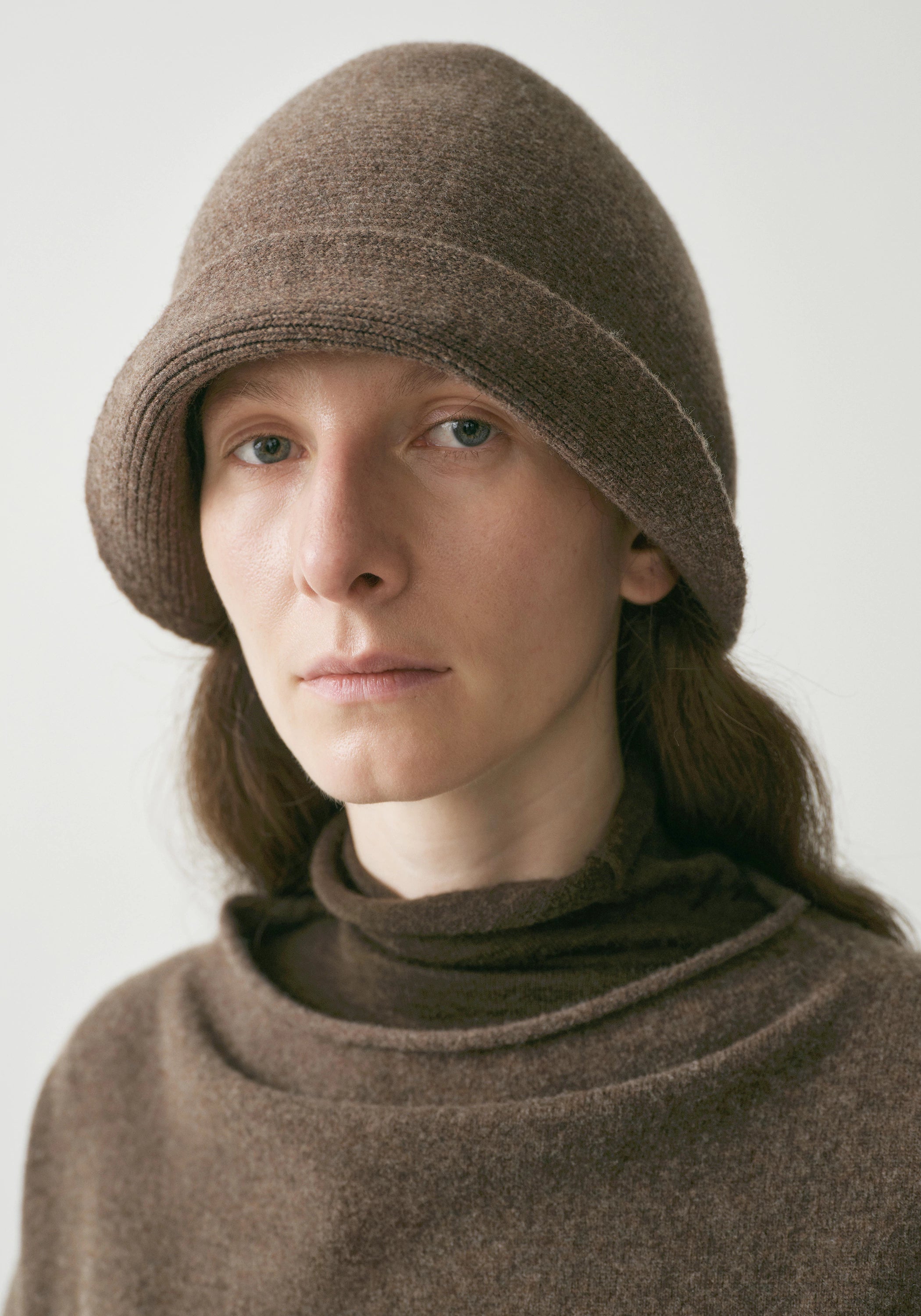#color_raw umber
