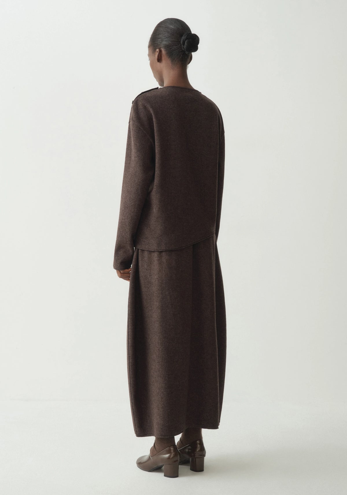 #color_raw umber