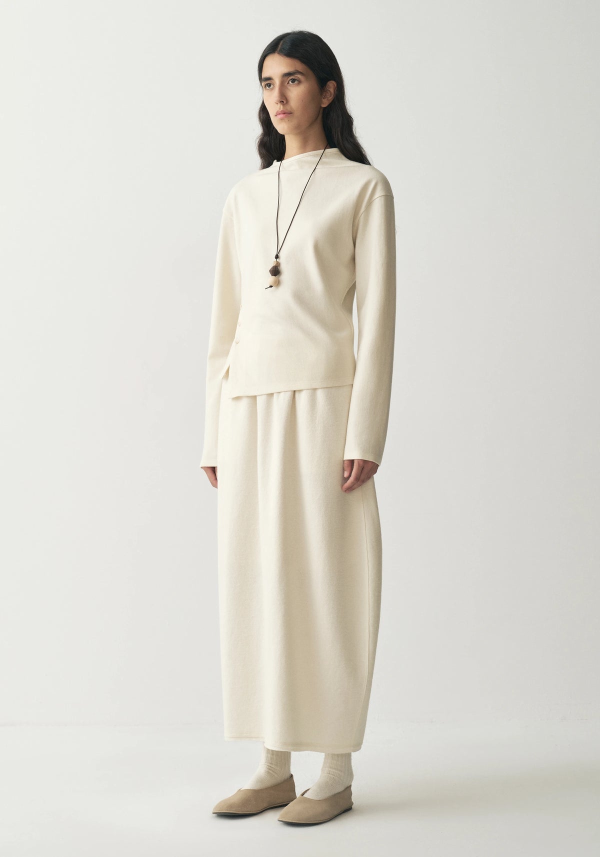 #color_off white