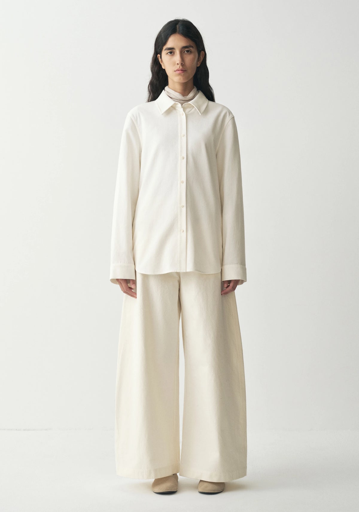 #color_off white