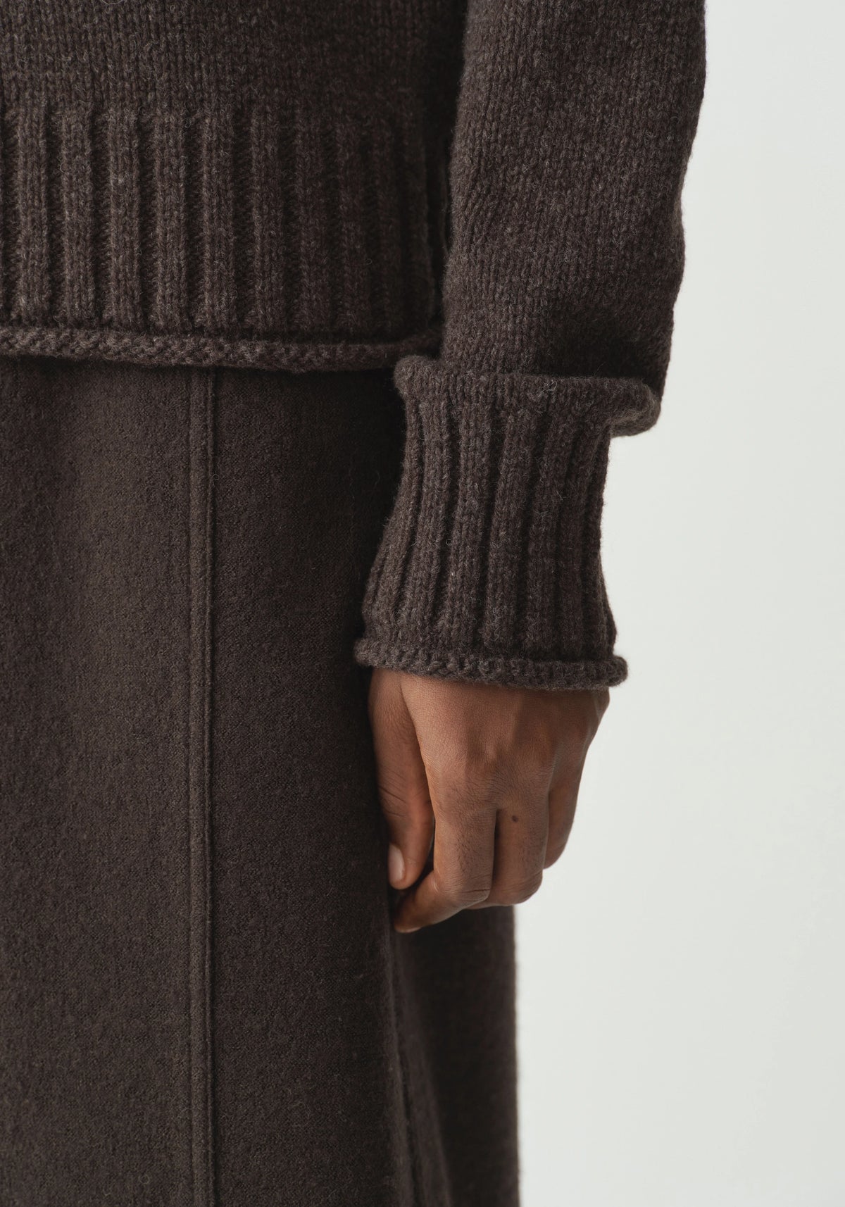 #color_raw umber