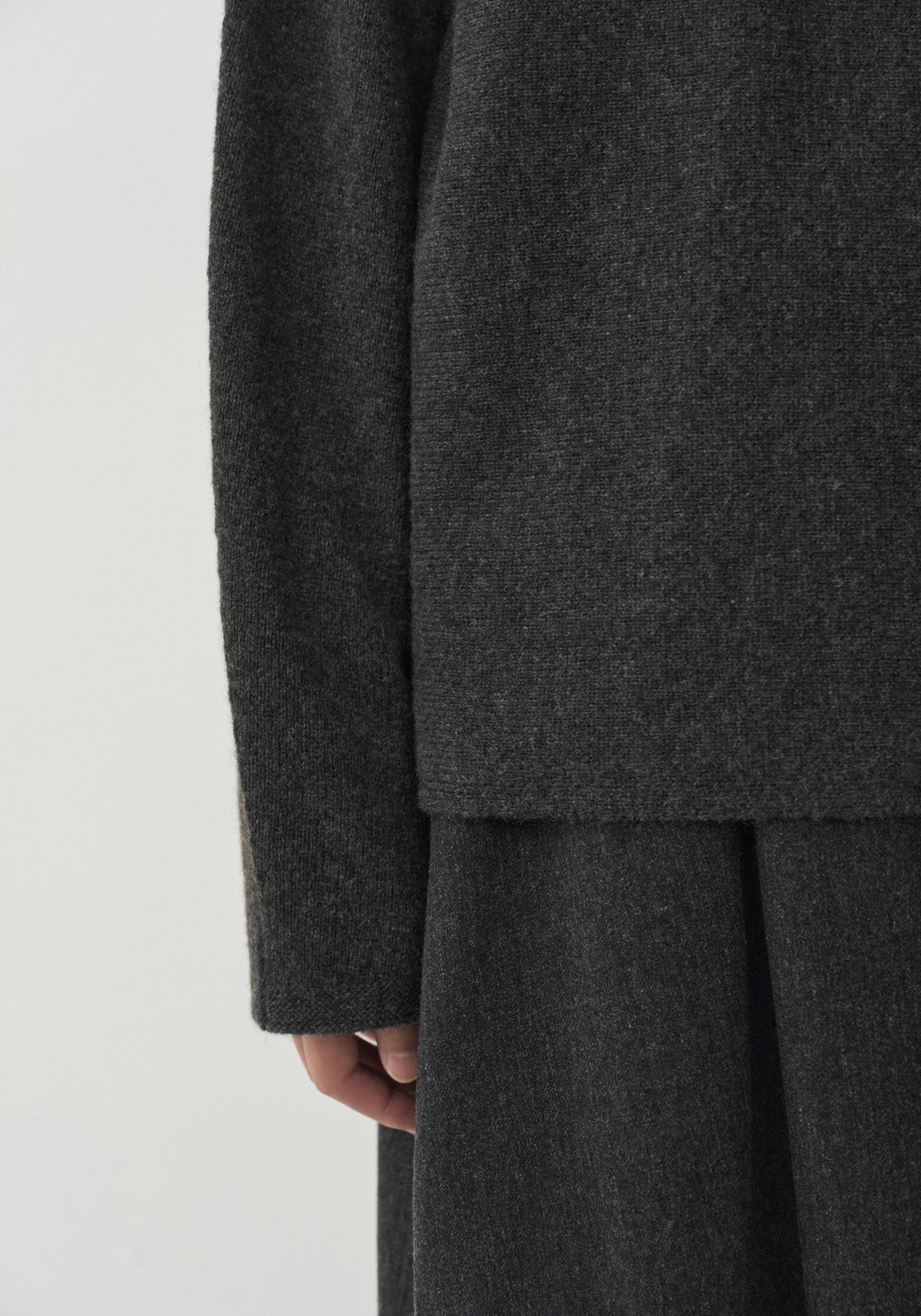#color_dark gray