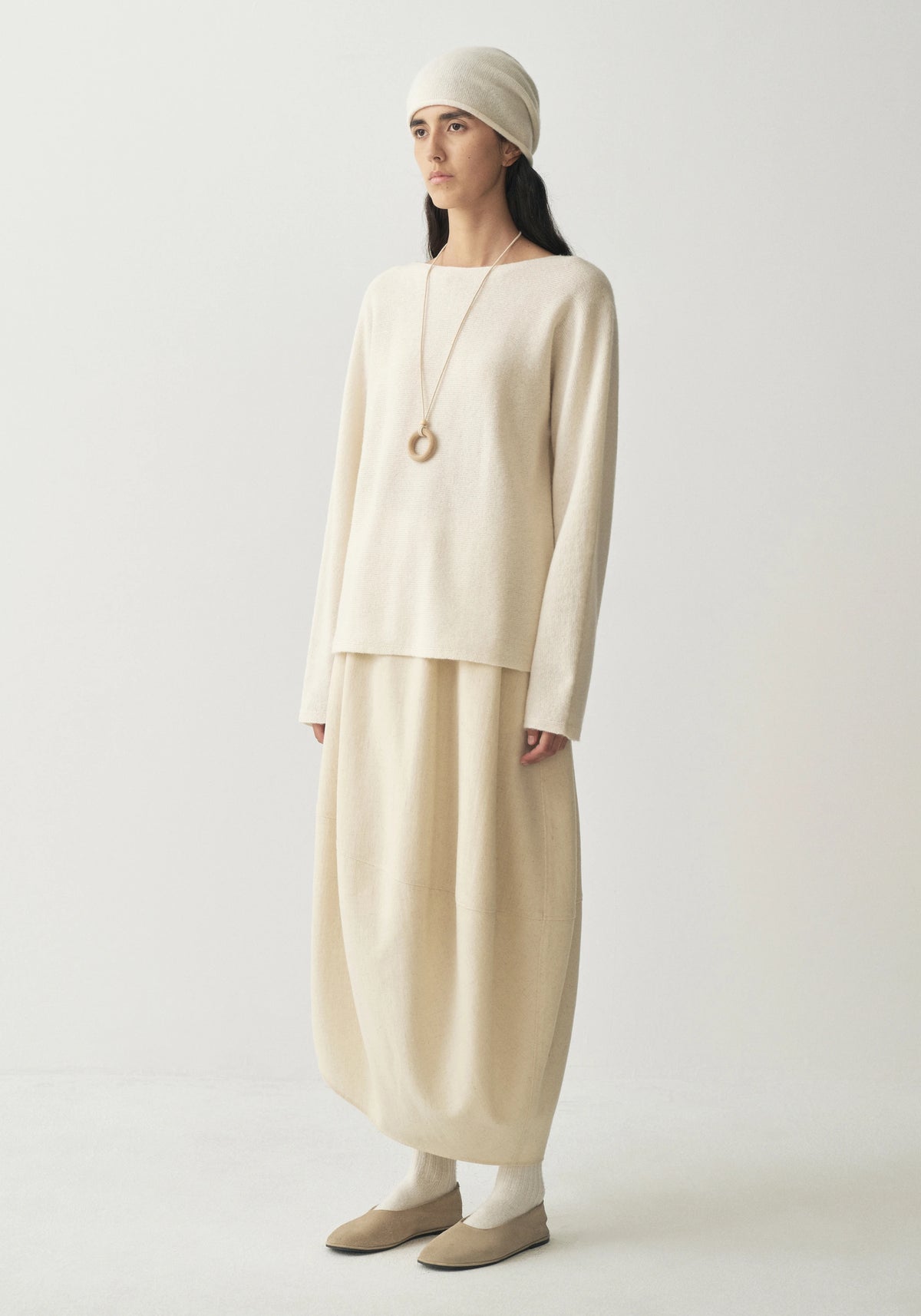 #color_off white