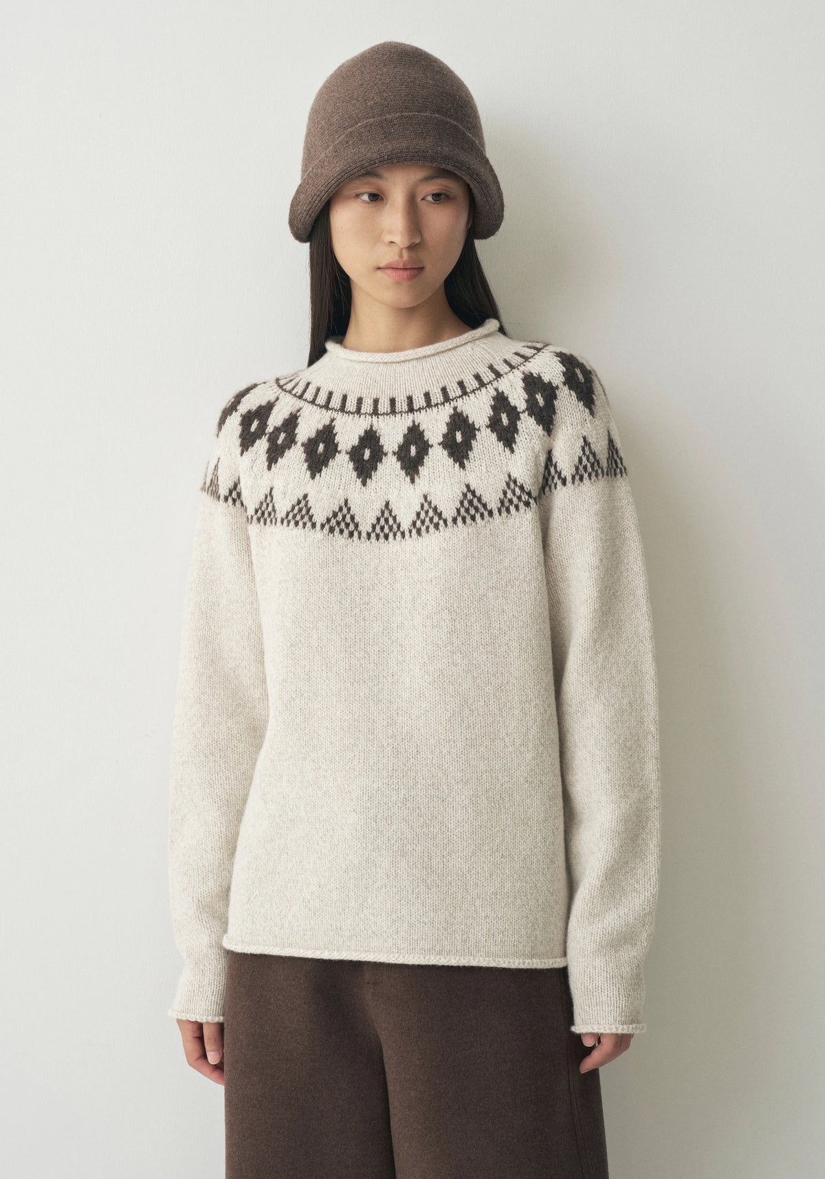 #color_off white